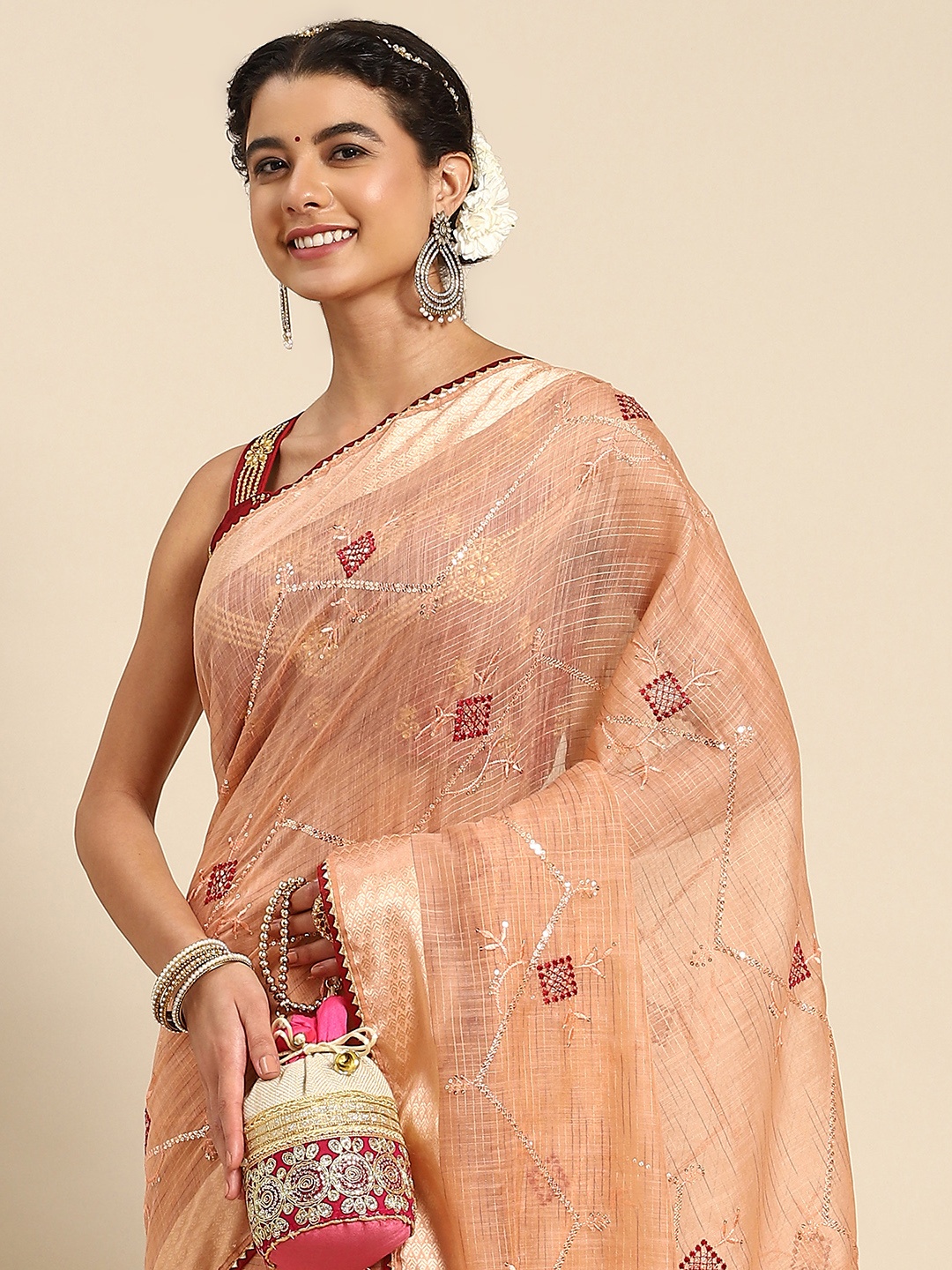 

Nimayaa Pink & Red Ethnic Motifs Embroidered Saree