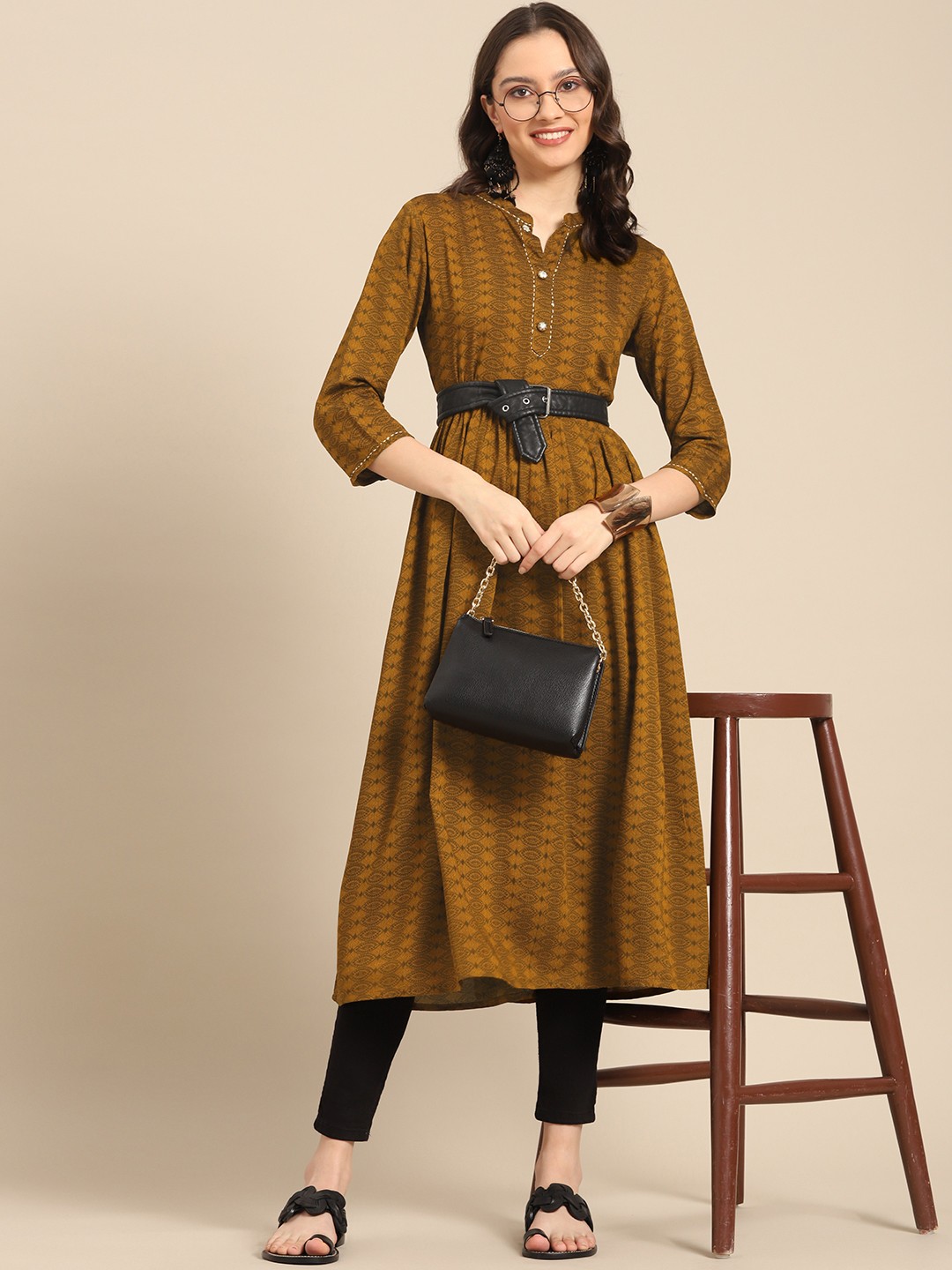 

Sangria Women Mustard Brown Ethnic Motifs Printed Mandarin Collar Kurta