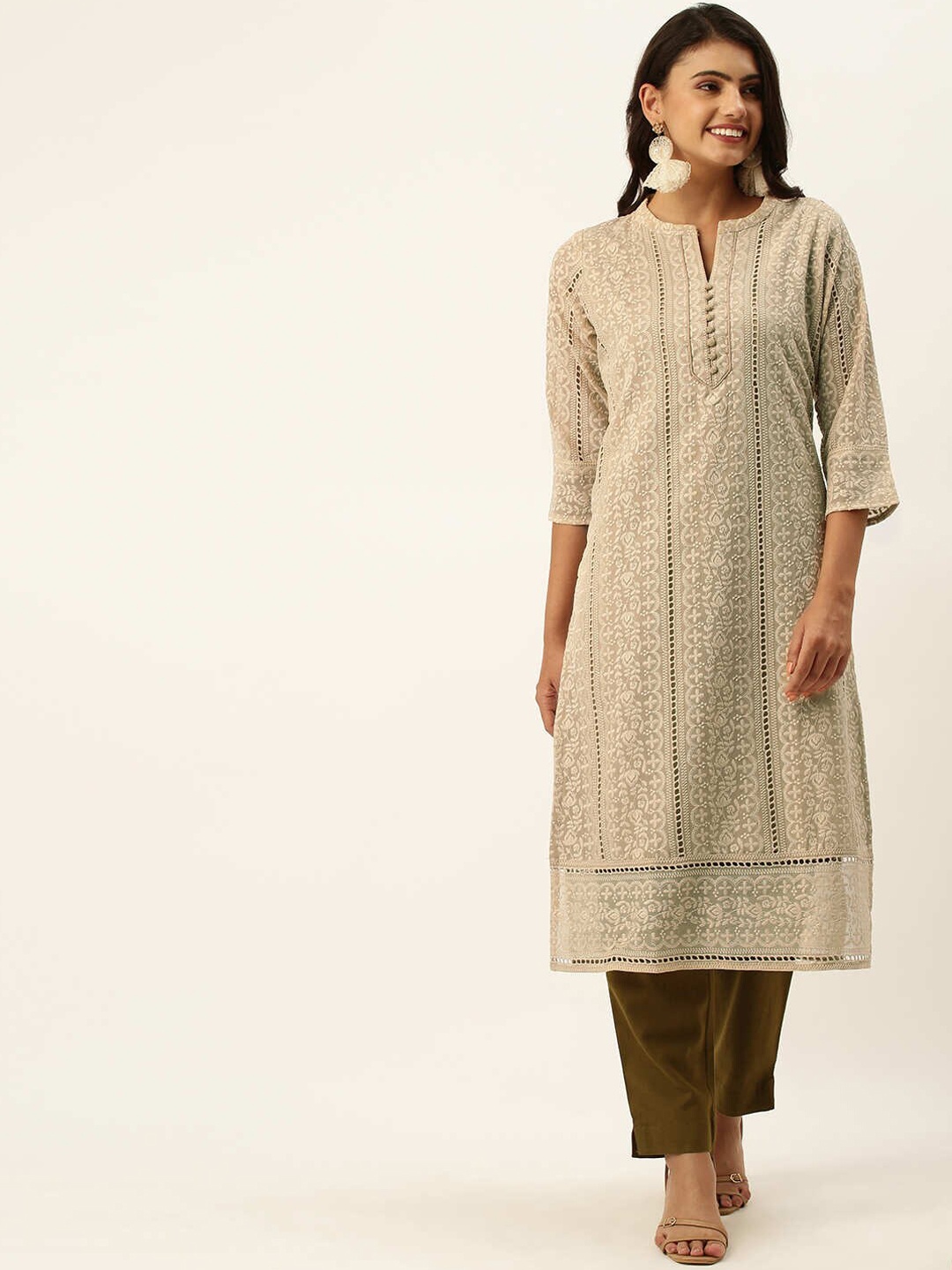 

ZOLA Women Beige Chikankari Embroidered Georgette Kurta