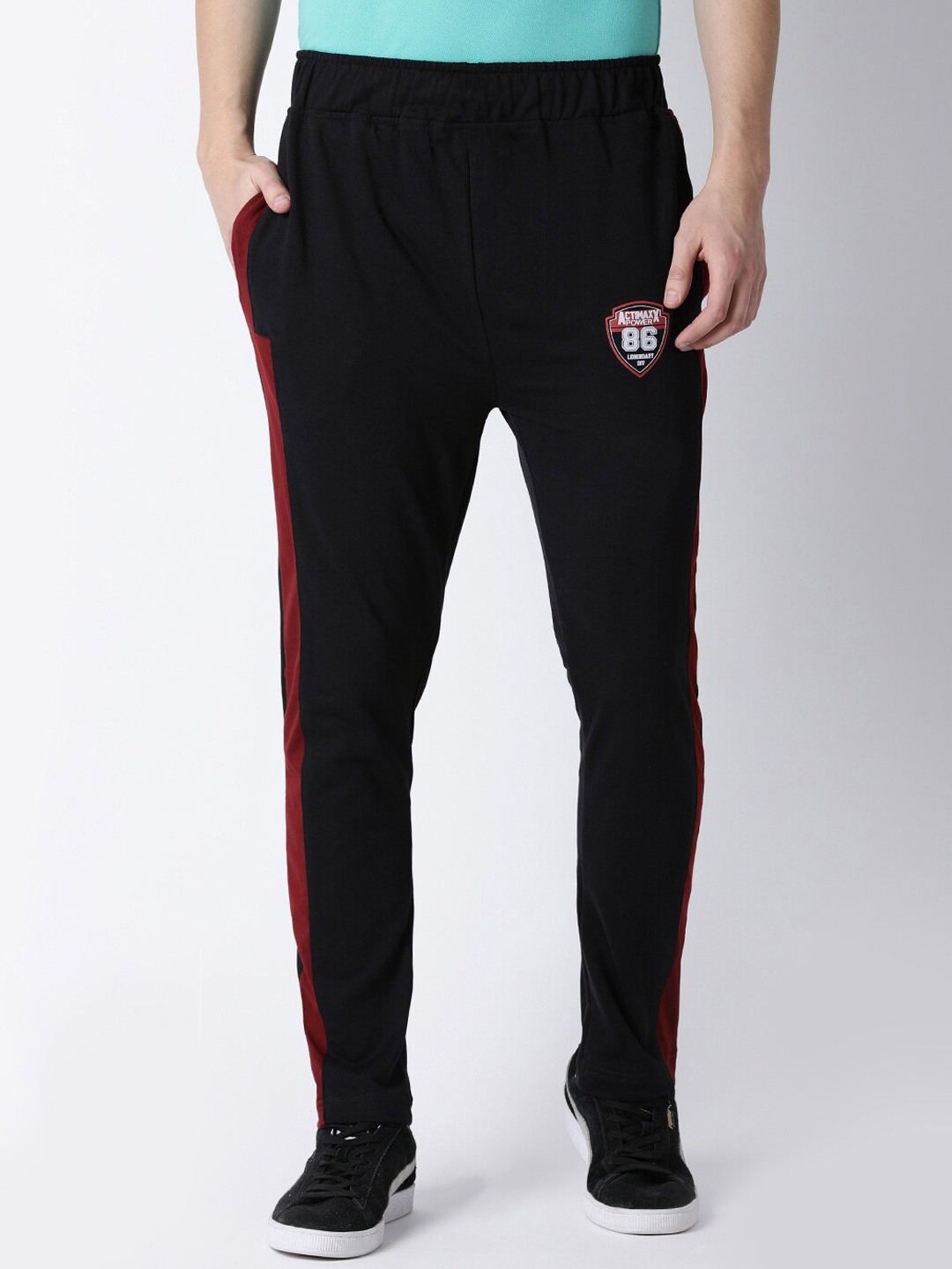 

ACTIMAXX Men Black Solid Cotton Track Pants