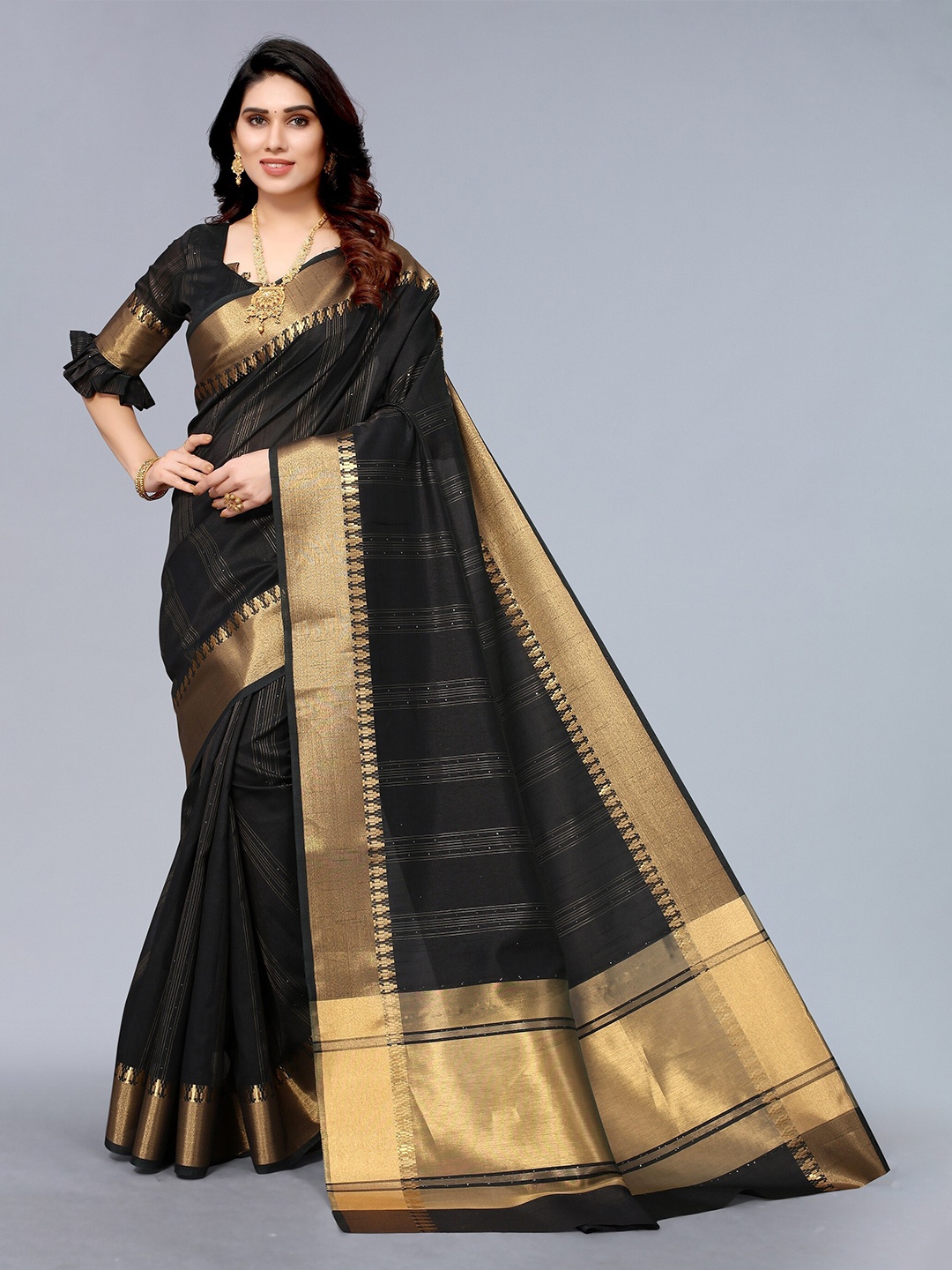 

Winza Designer Black & Gold-Toned Woven Design Zari Silk Blend Banarasi Saree