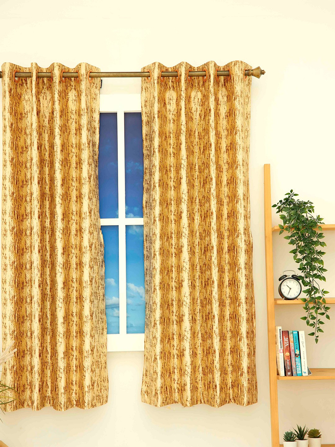 

Ariana Black Out Window Curtain, Gold