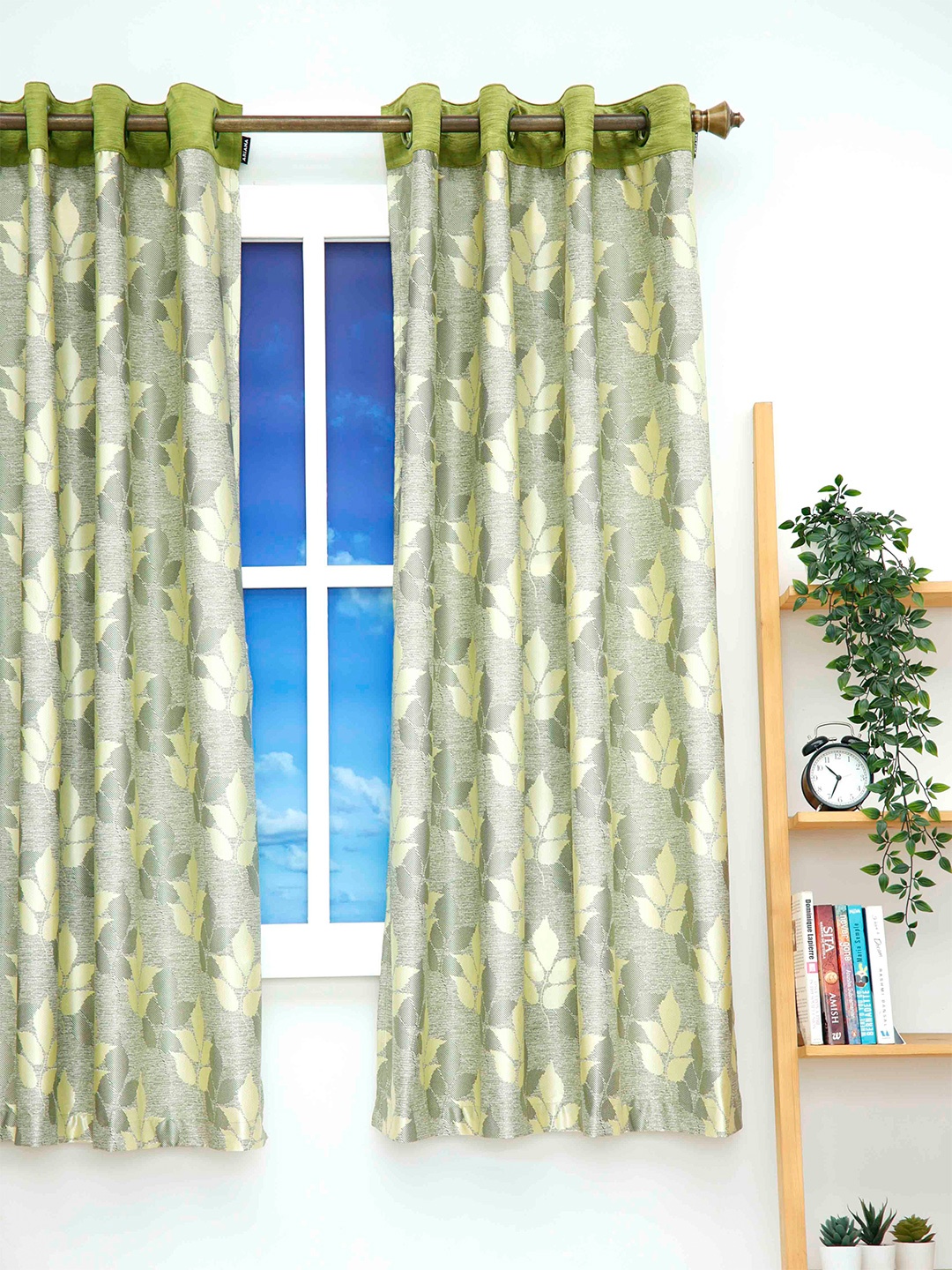 

Ariana Floral Black Out Window Curtain, Green