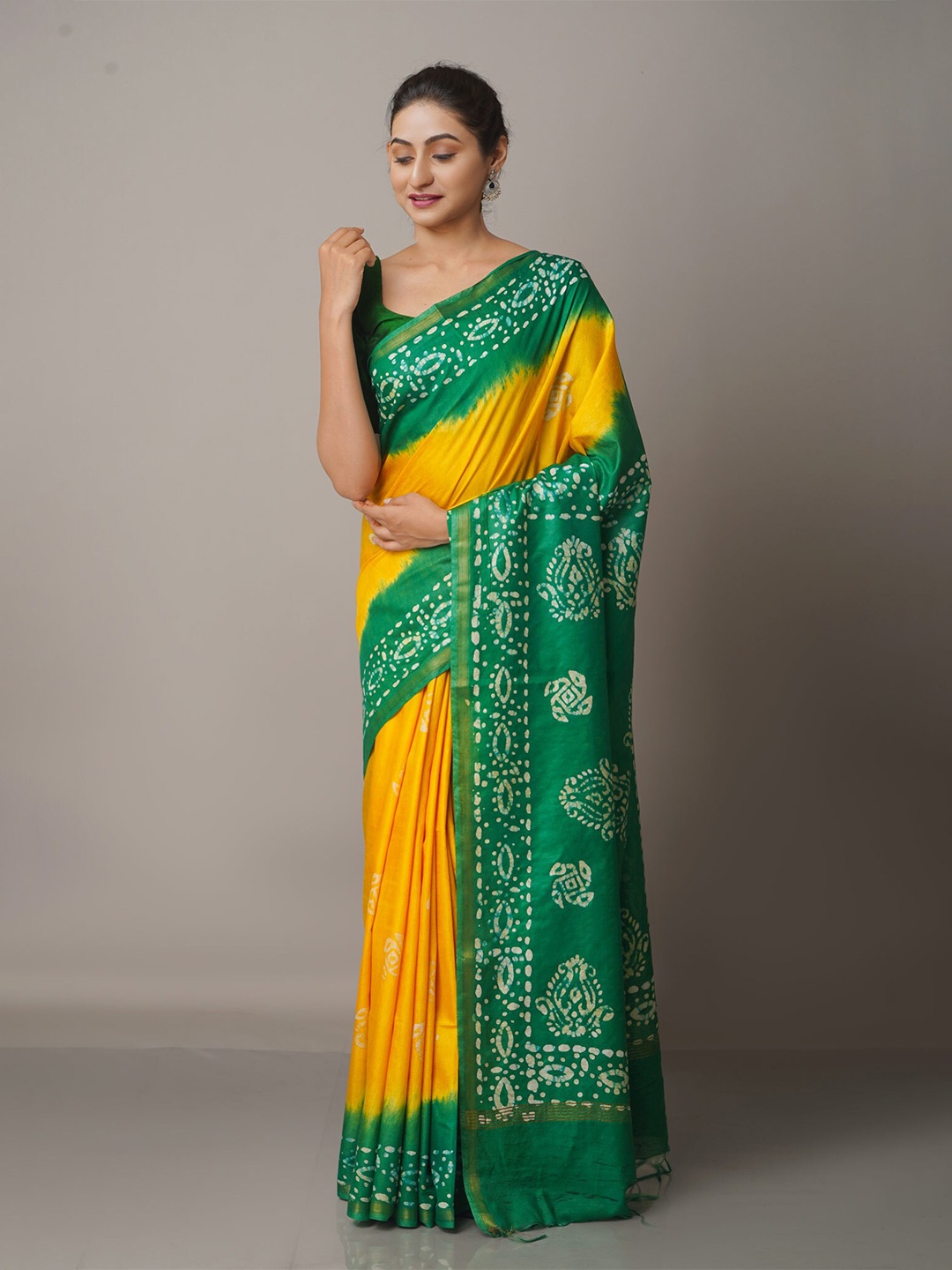 

Unnati Silks Yellow & Green Batik Zari Pure Silk Chanderi Saree