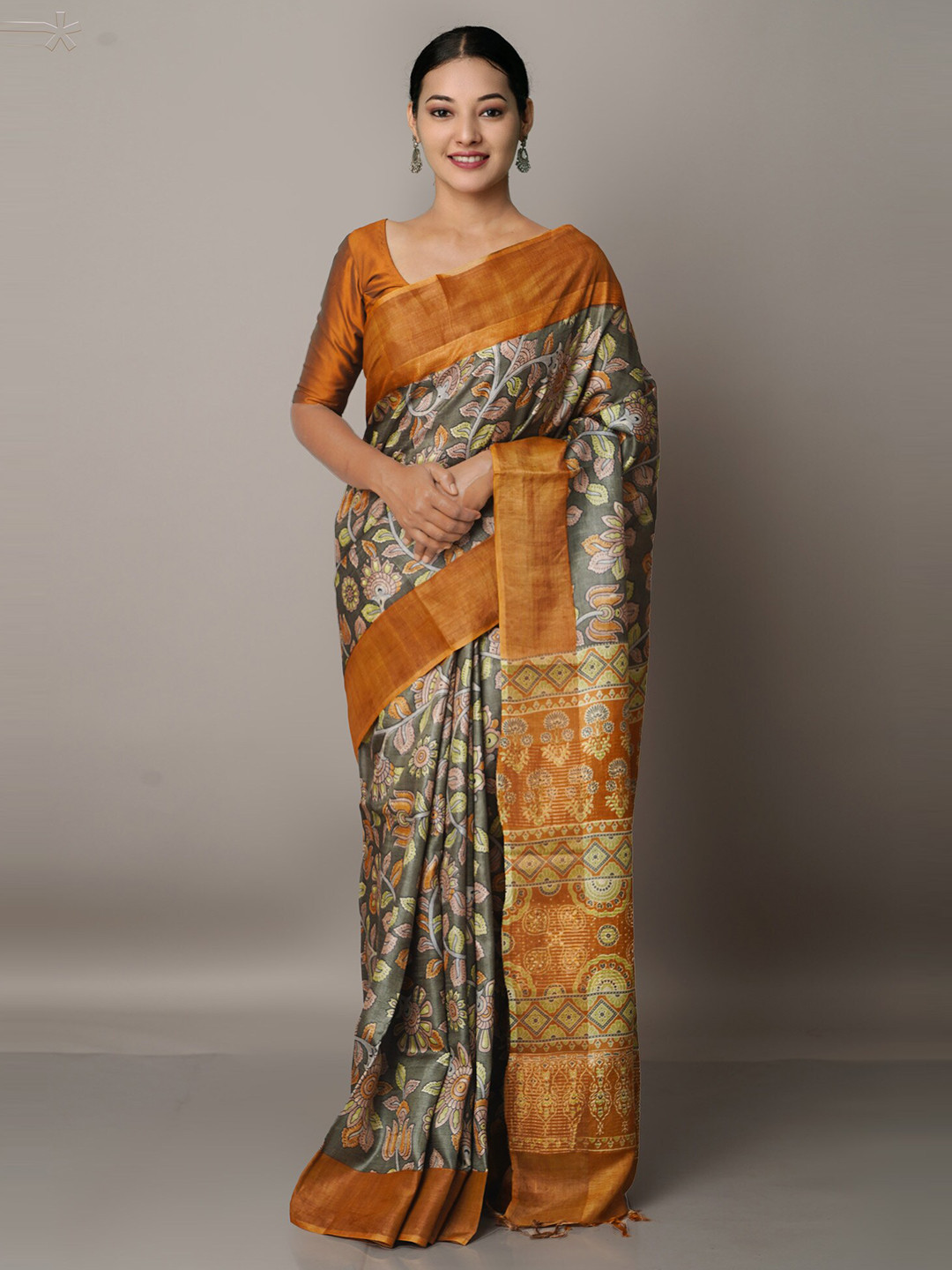 

Unnati Silks Green & Green Ethnic Motifs Pure Silk Tussar Saree