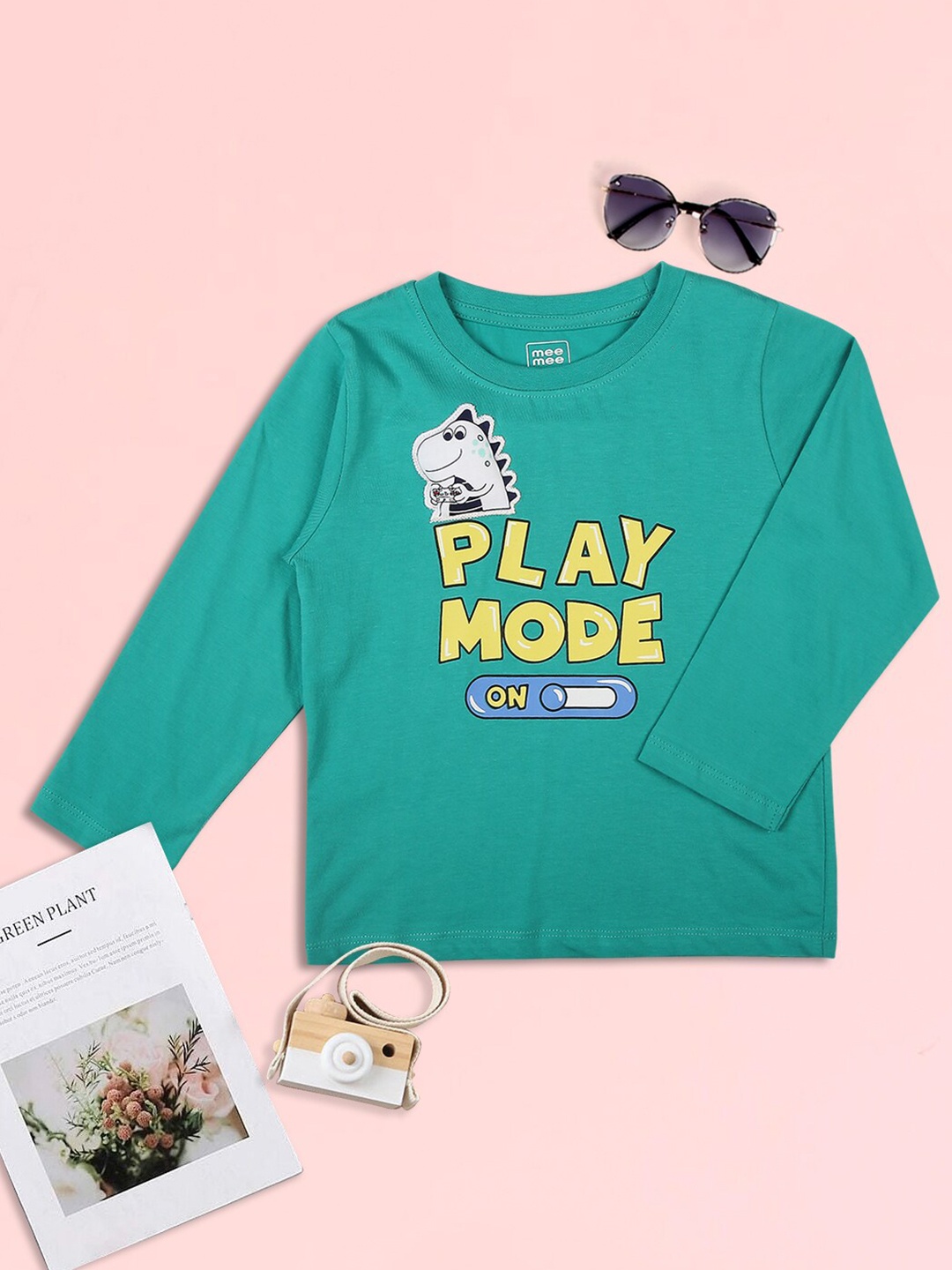 

MeeMee Boys Green Printed T-shirt