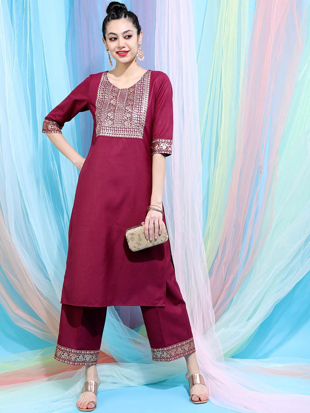 

Vishudh Women Maroon Floral Yoke Design Kurta with Palazzos