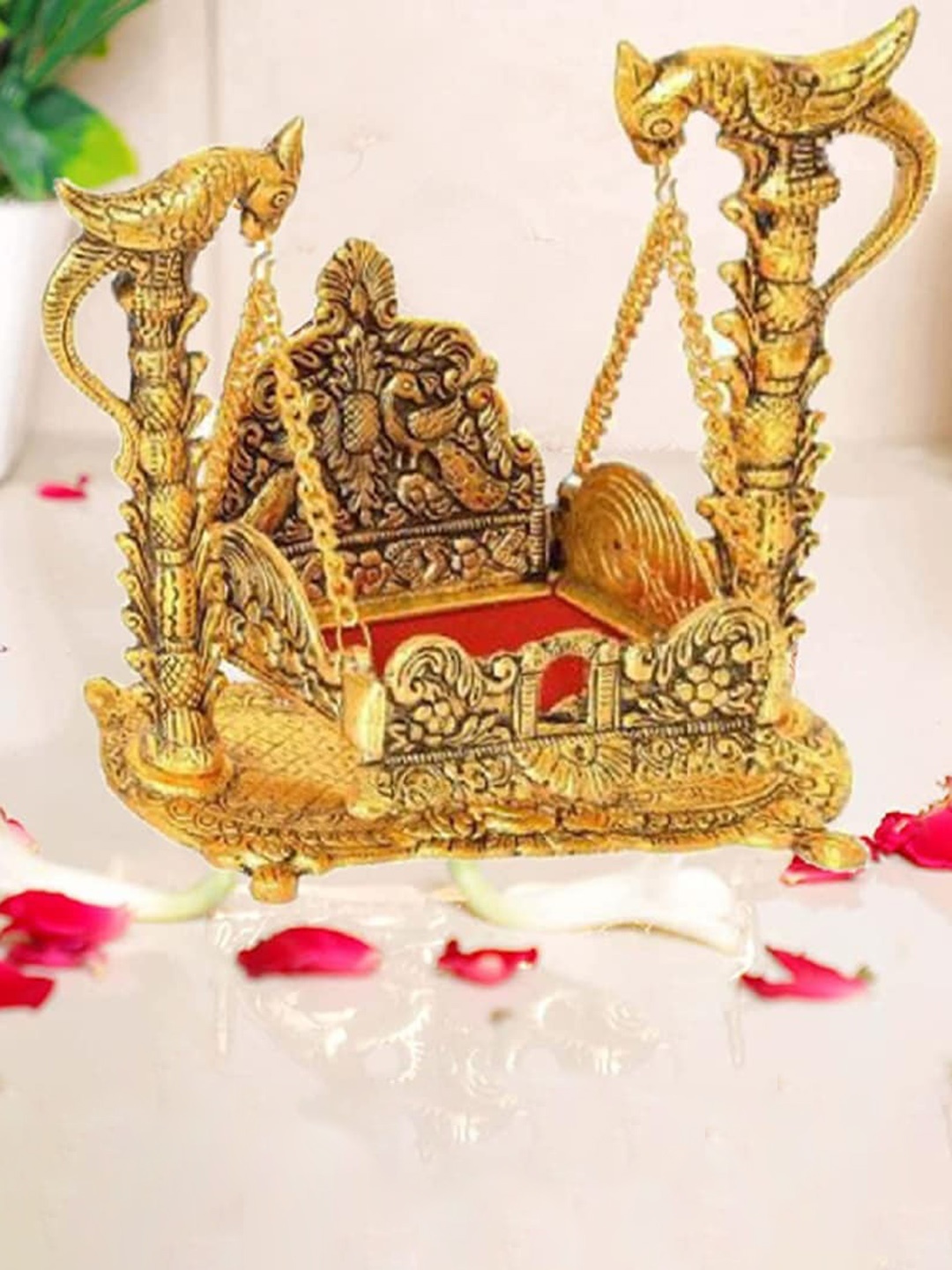 

Fashion Bizz Gold Figurine Metal Showpiece