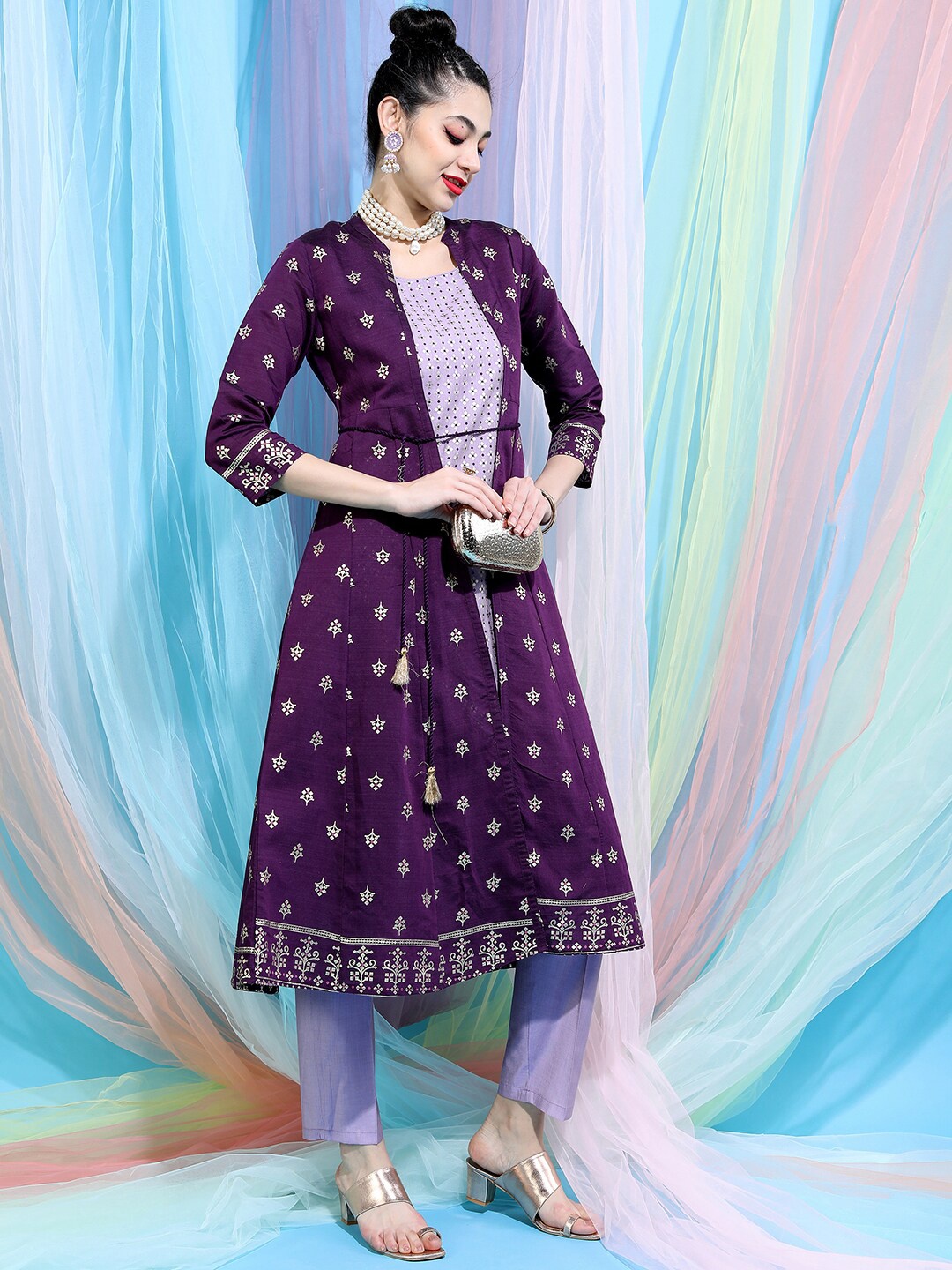 

Vishudh Women Ethnic Motifs Printed Empire Kurta with Trousers & Jacket, Purple