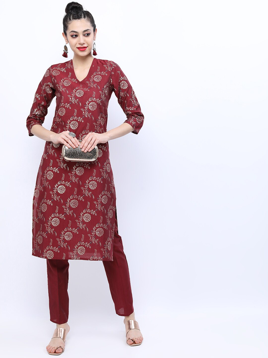 

Vishudh Women Floral Printed Kurta with Trousers, Red