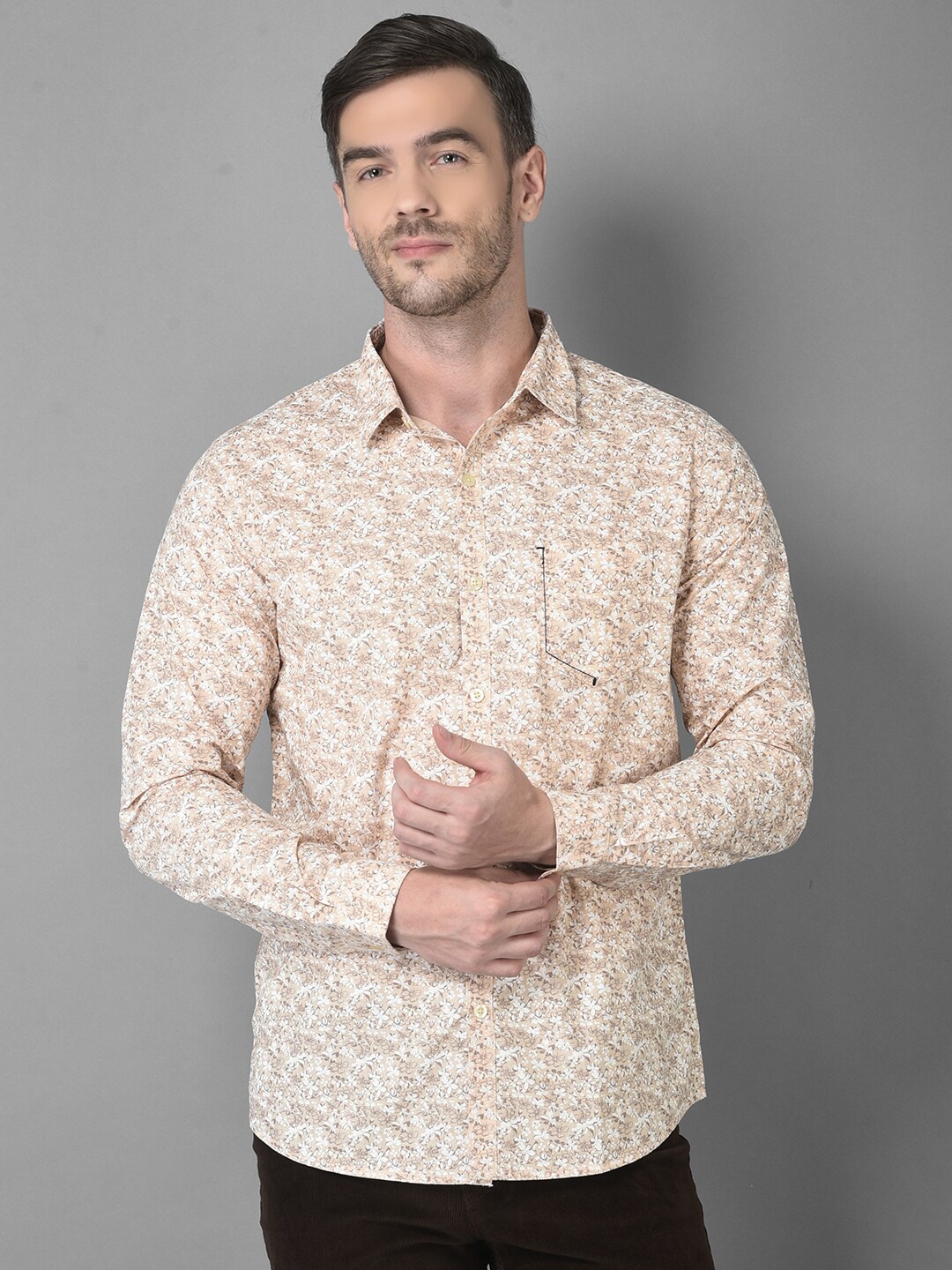 

Canary London Men Peach-Coloured Smart Slim Fit Floral Printed Casual Shirt