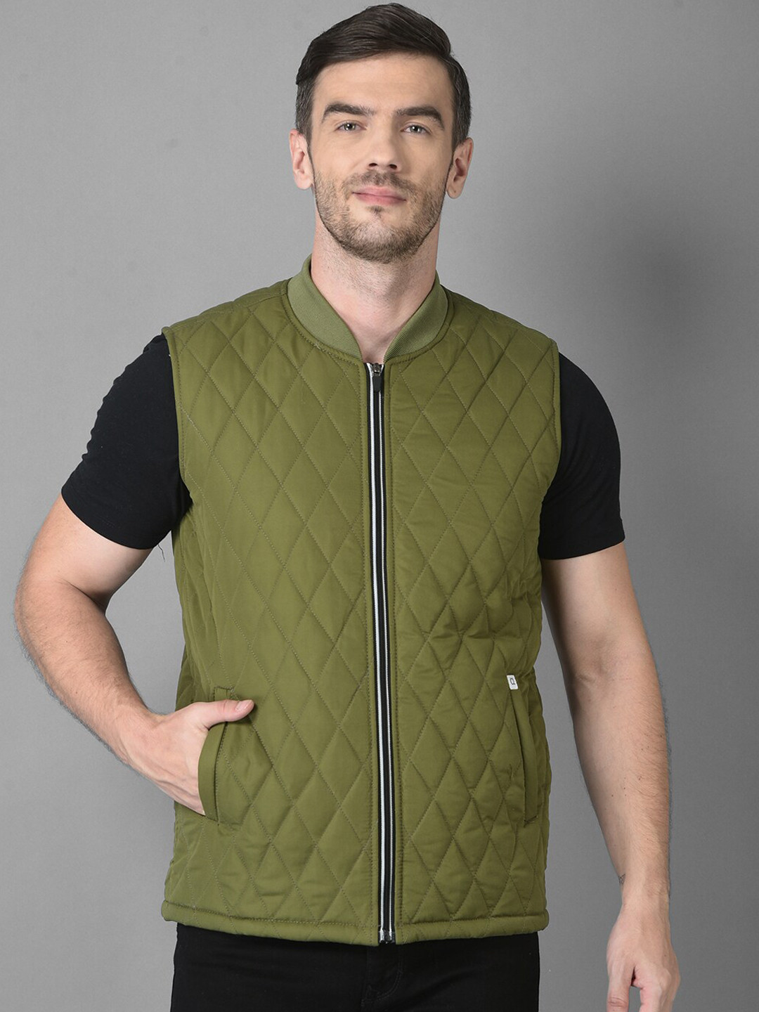 

Canary London Men Green Geometric Lightweight Quilted Jacket