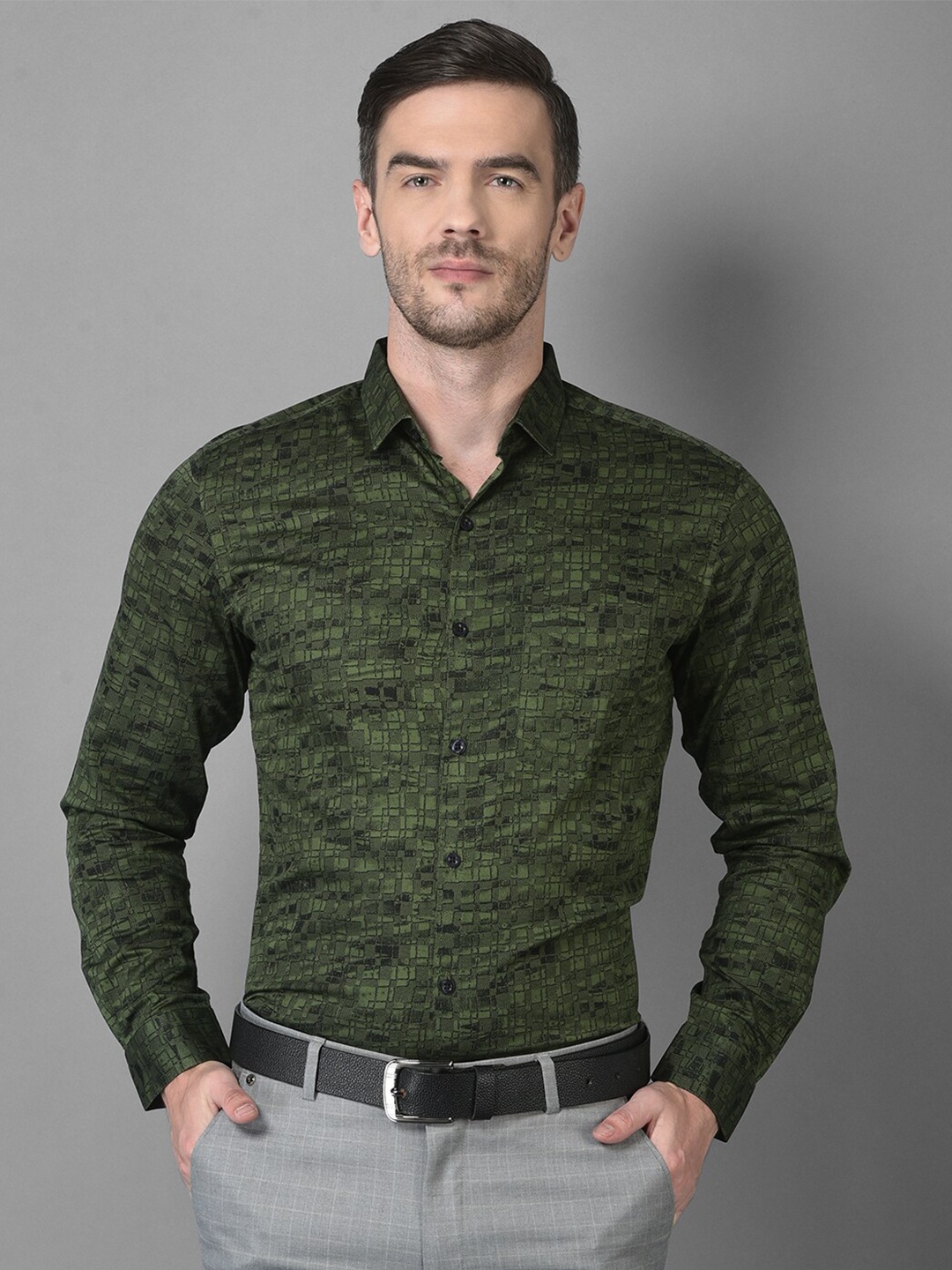 

Canary London Men Olive Green Smart Slim Fit Printed Formal Shirt
