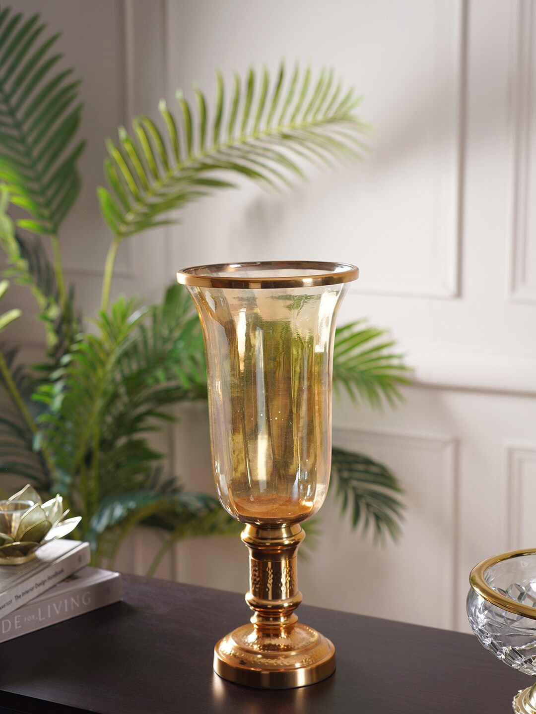 

Pure Home and Living Gold Textured Glass Candle Holder