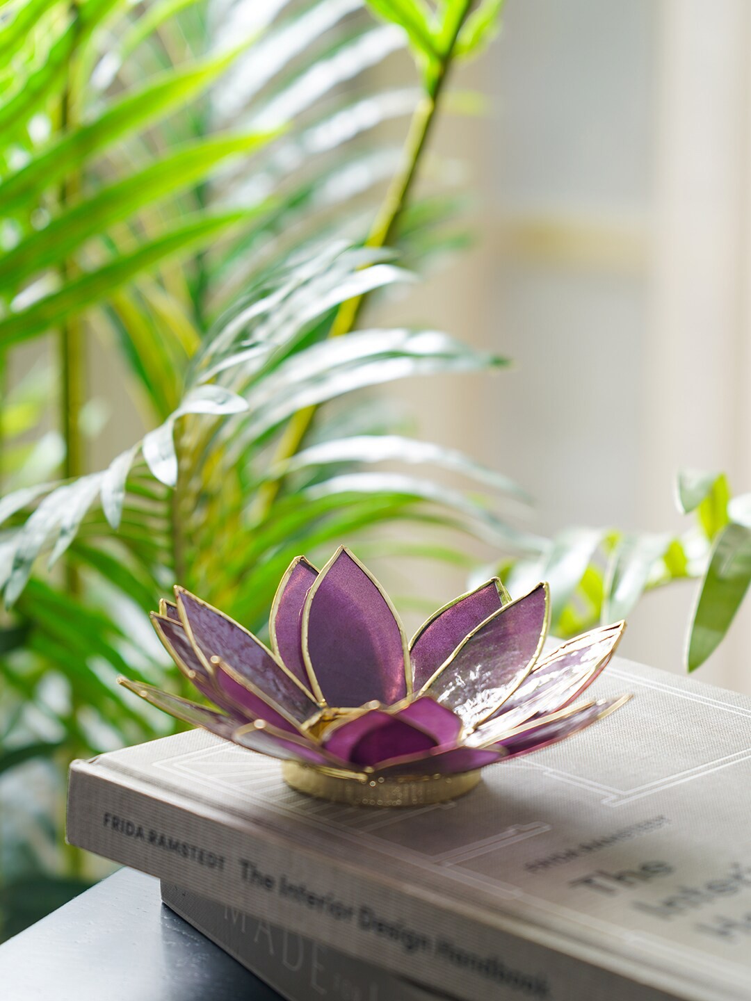 

Pure Home and Living Purple Solid Lotus Shaped T-Light Candle Holders