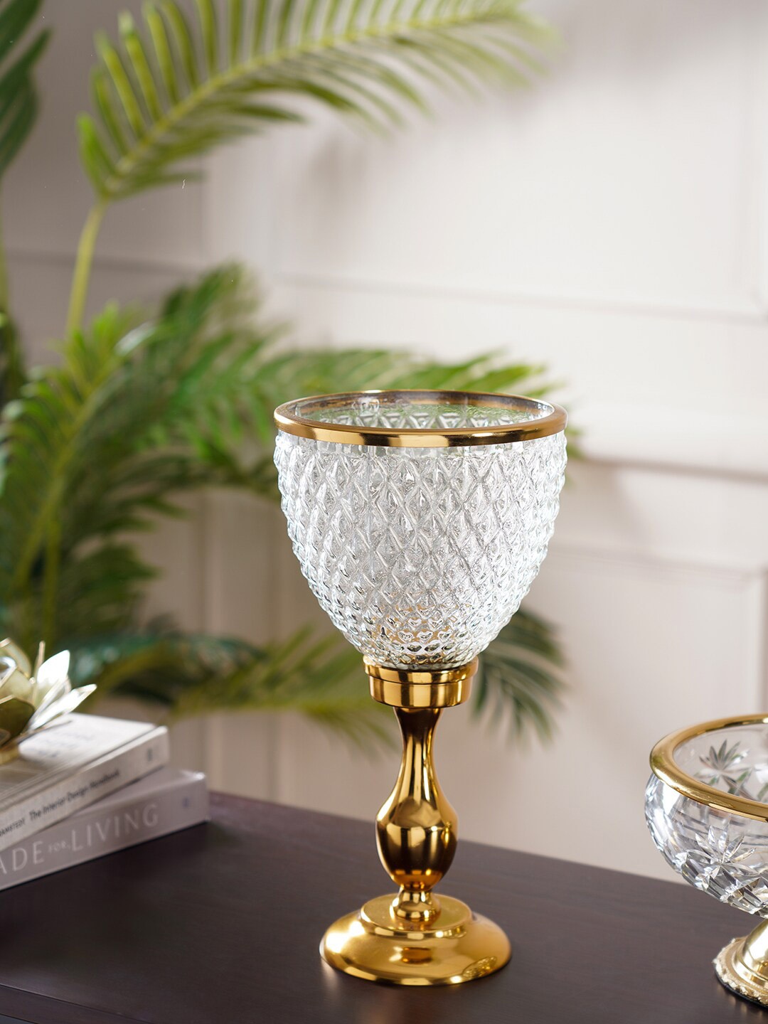 

Pure Home and Living Transparent & Gold-Toned Textured Hurricane Candle Holders