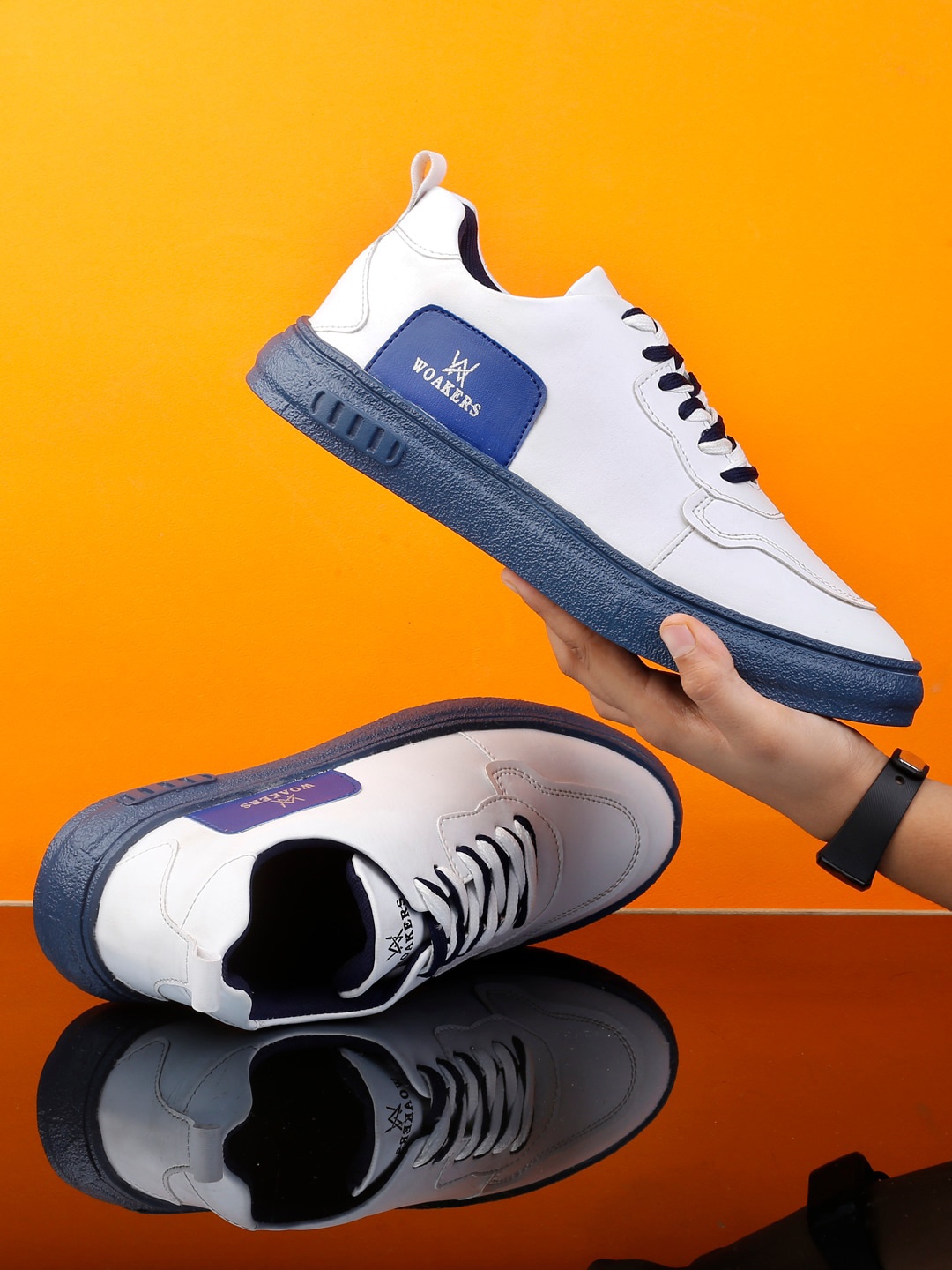 

Woakers Men Waterproof Lining Casual Sneakers, White