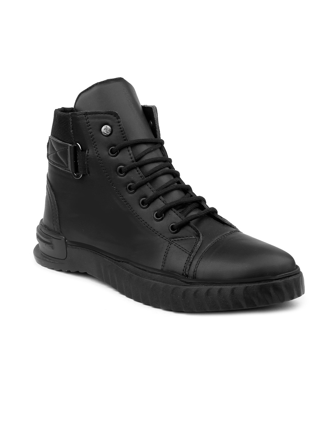 

Woakers Men Solid Synthetic Leather Lace-up Sneakers, Black