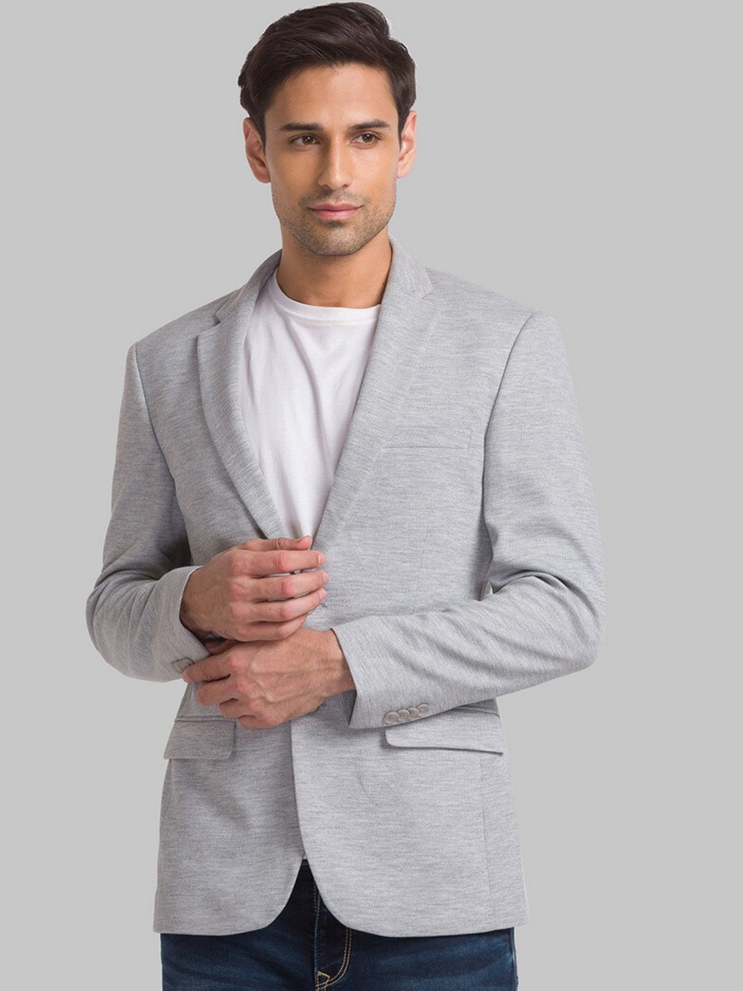 

Park Avenue Men Grey Solid Single Breasted Blazer