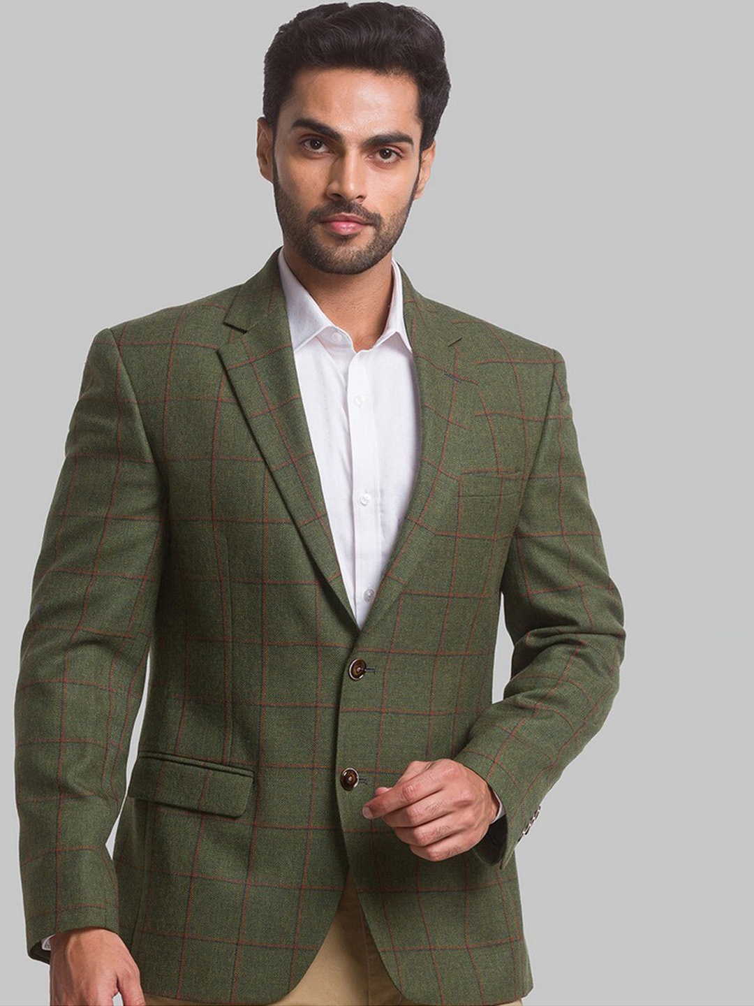 

Park Avenue Men Green Checked Single Breasted Blazers
