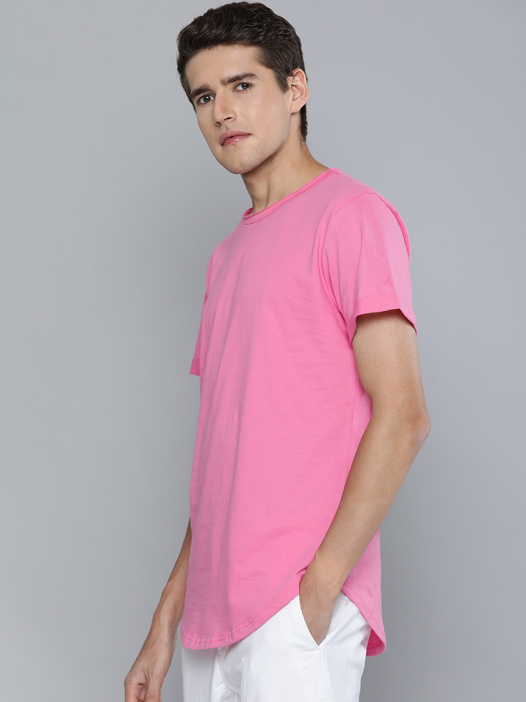 

ether Men Pink Solid Round-Neck Pure Cotton Casual T-shirt