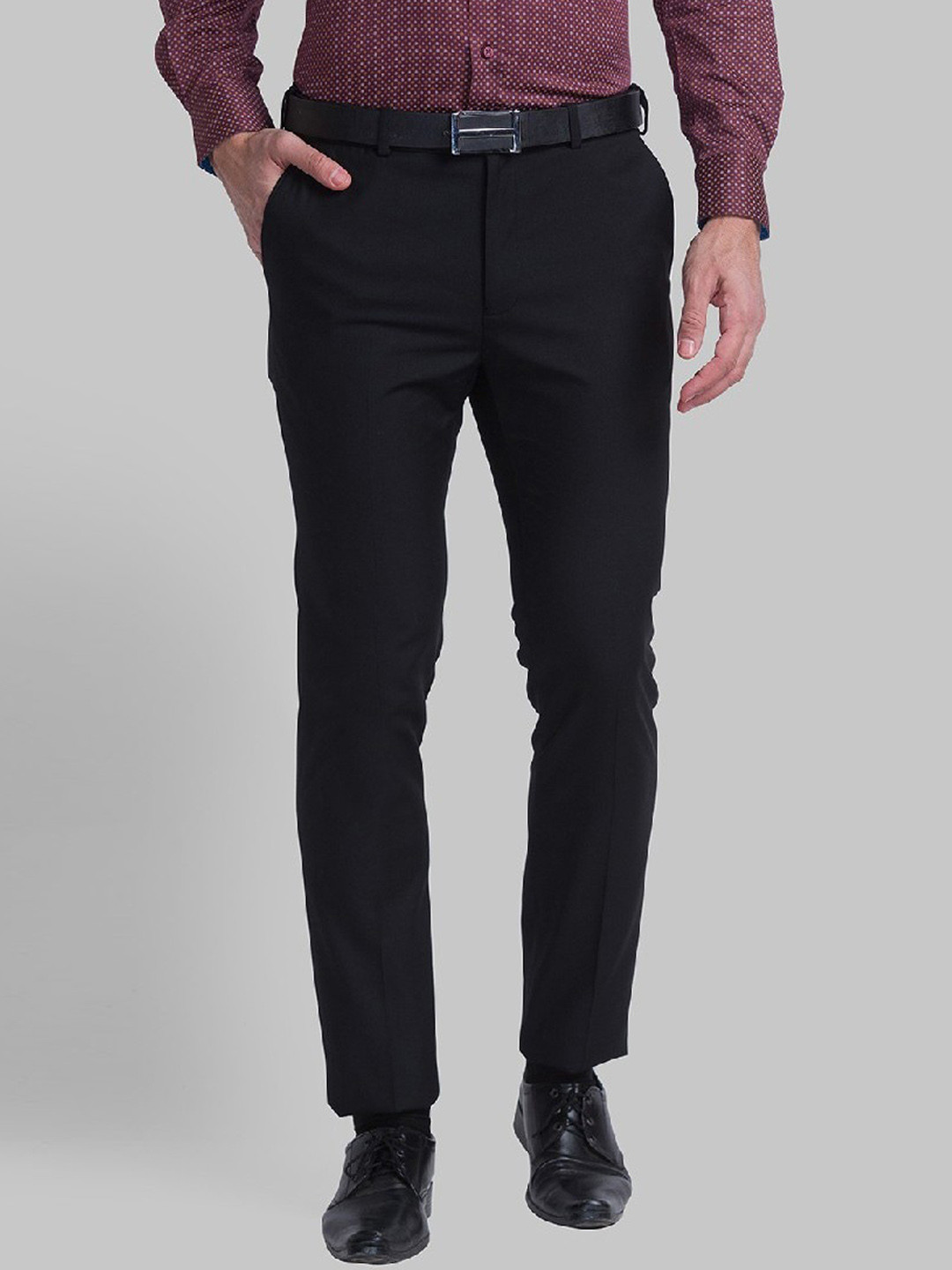 

Raymond Men Black Solid Formal Trouser
