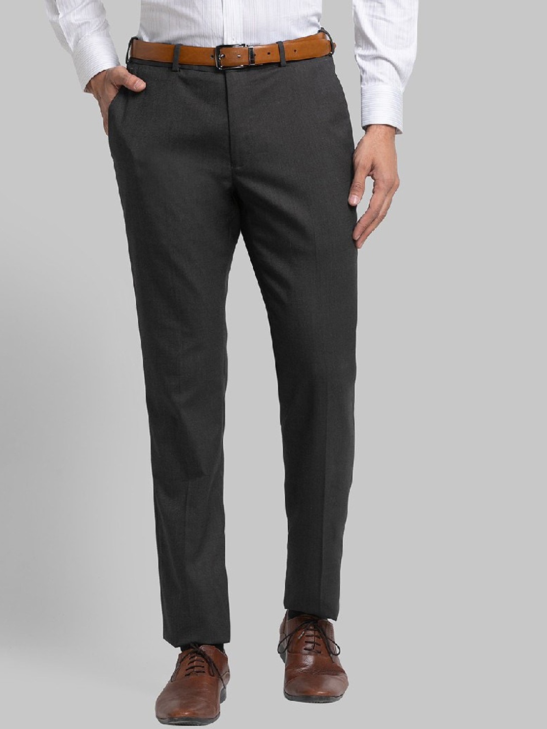 

Raymond Men Grey Solid Formal Trouser