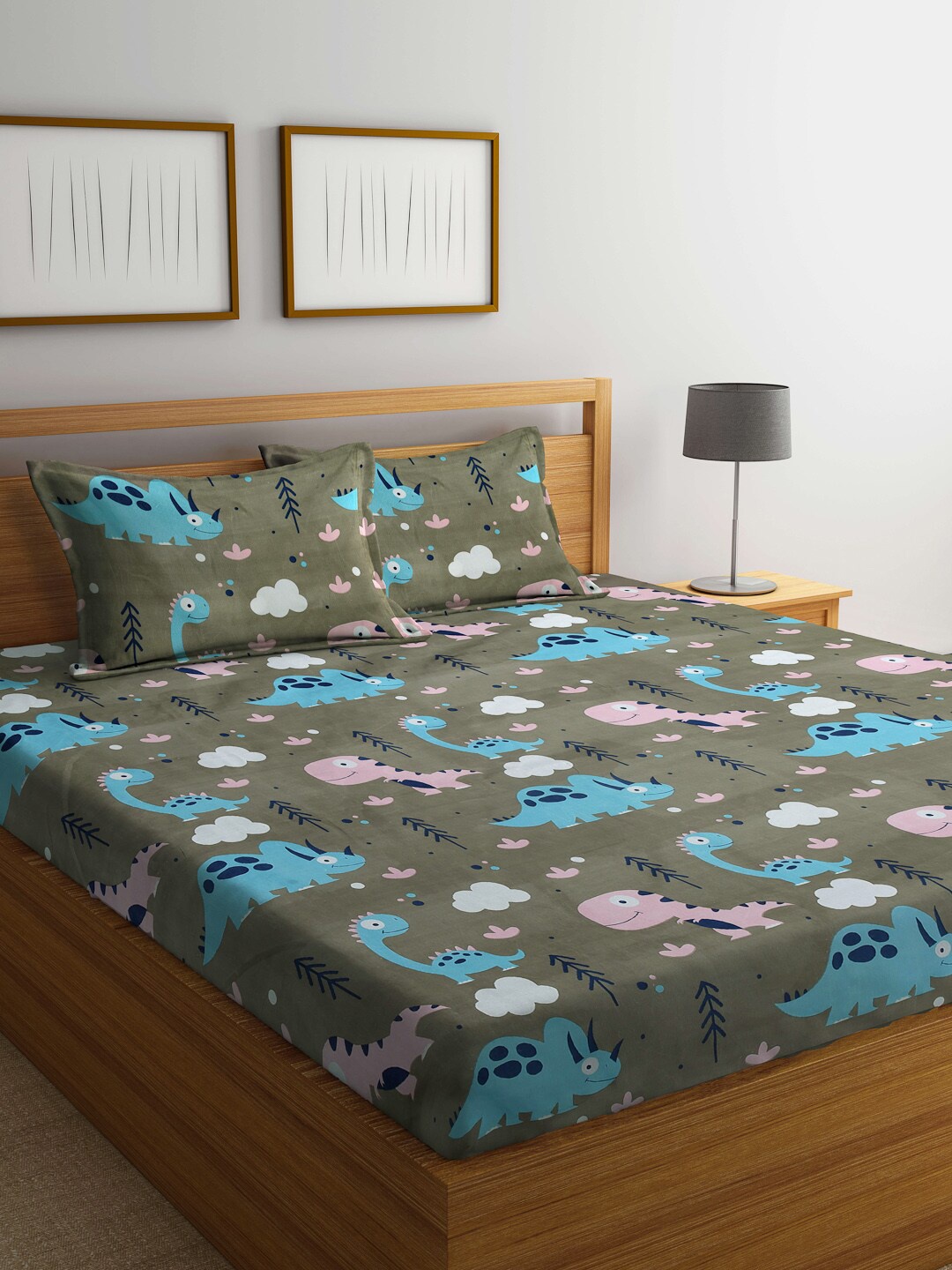 

Arrabi Brown & Blue Graphic 300 TC King Bedsheet with 2 Pillow Covers