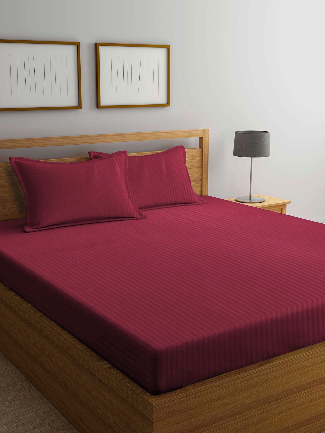 Arrabi Maroon Striped 300 TC King Bedsheet with 2 Pillow Covers