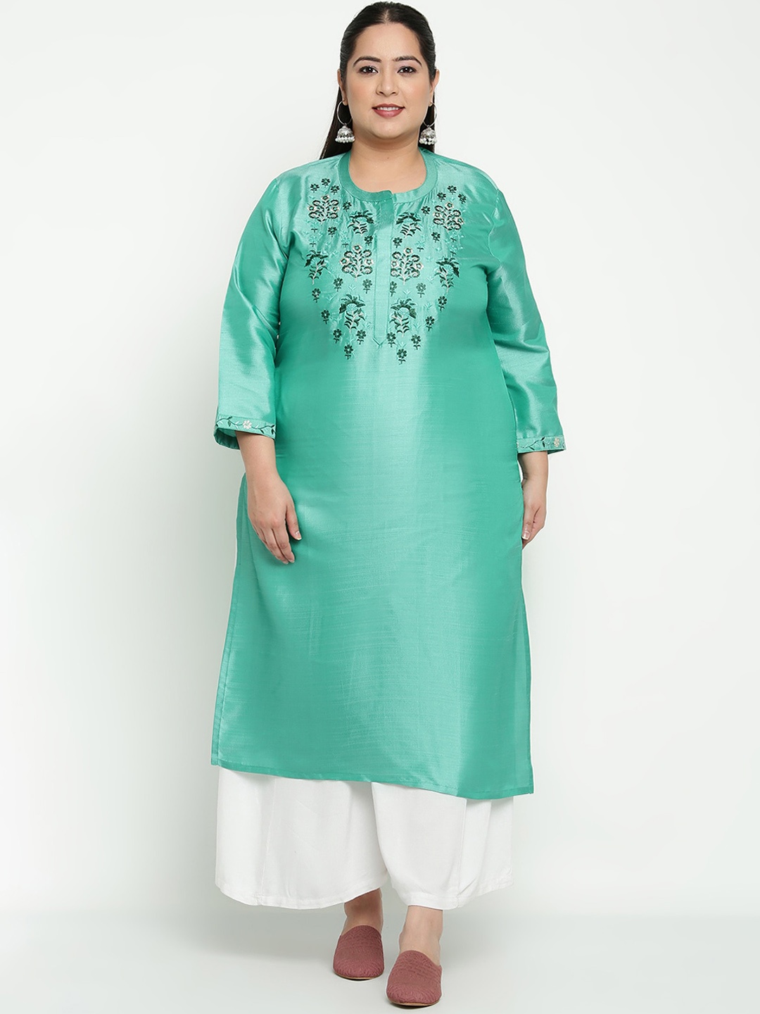 

Sringam Plus Size Women Green Embroidered Thread Work Kurta