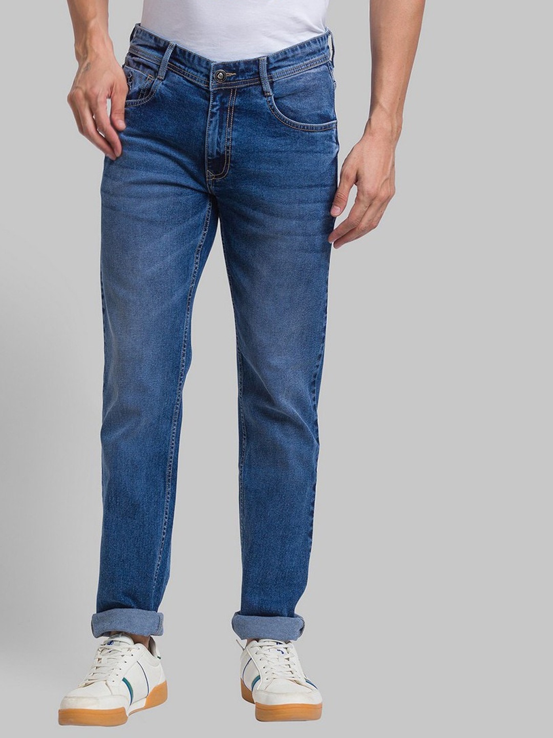 

Parx Men Blue Slim Fit Heavy Fade Jeans