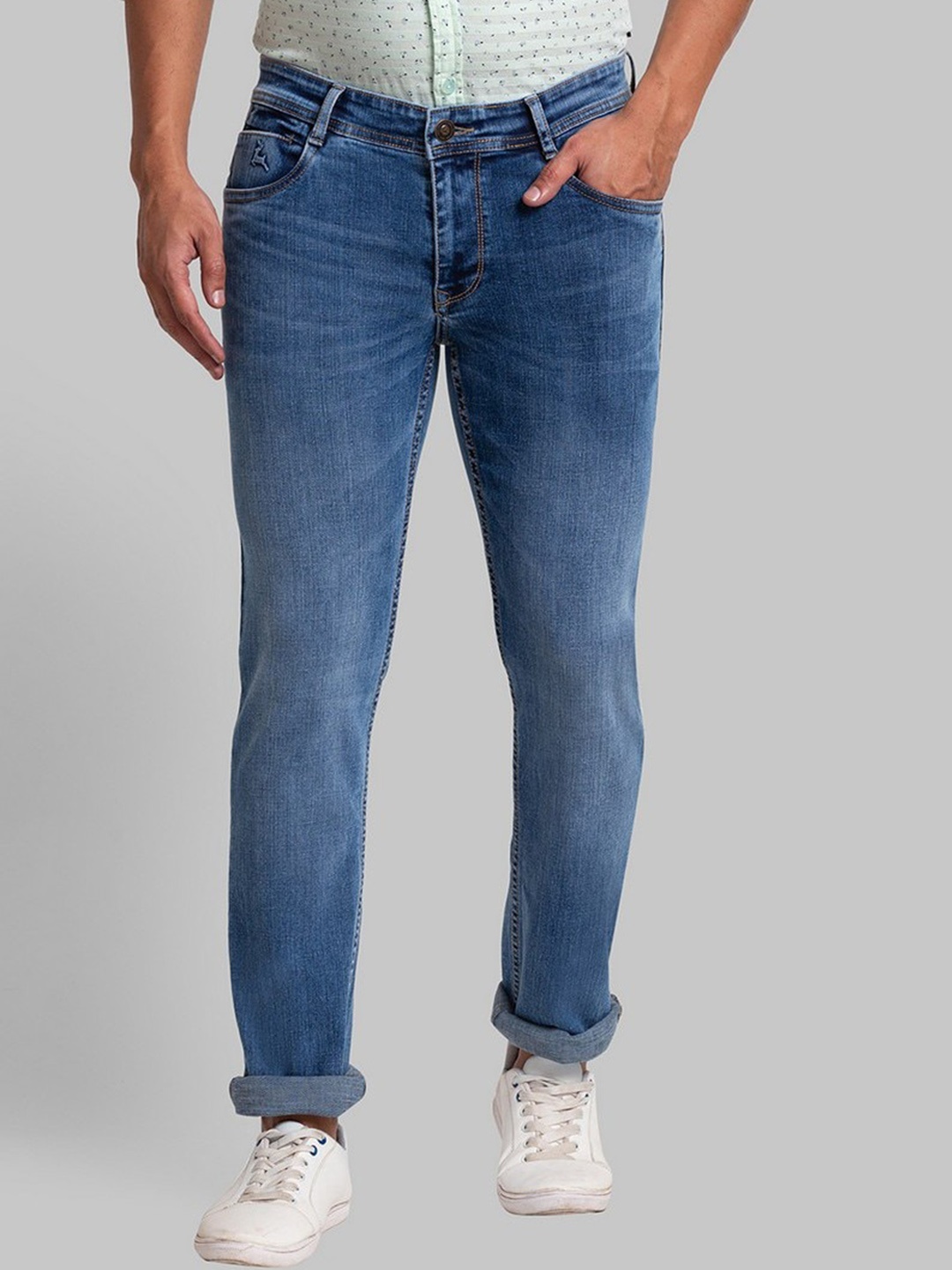 

Parx Men Blue Slim Fit Light Fade Jeans