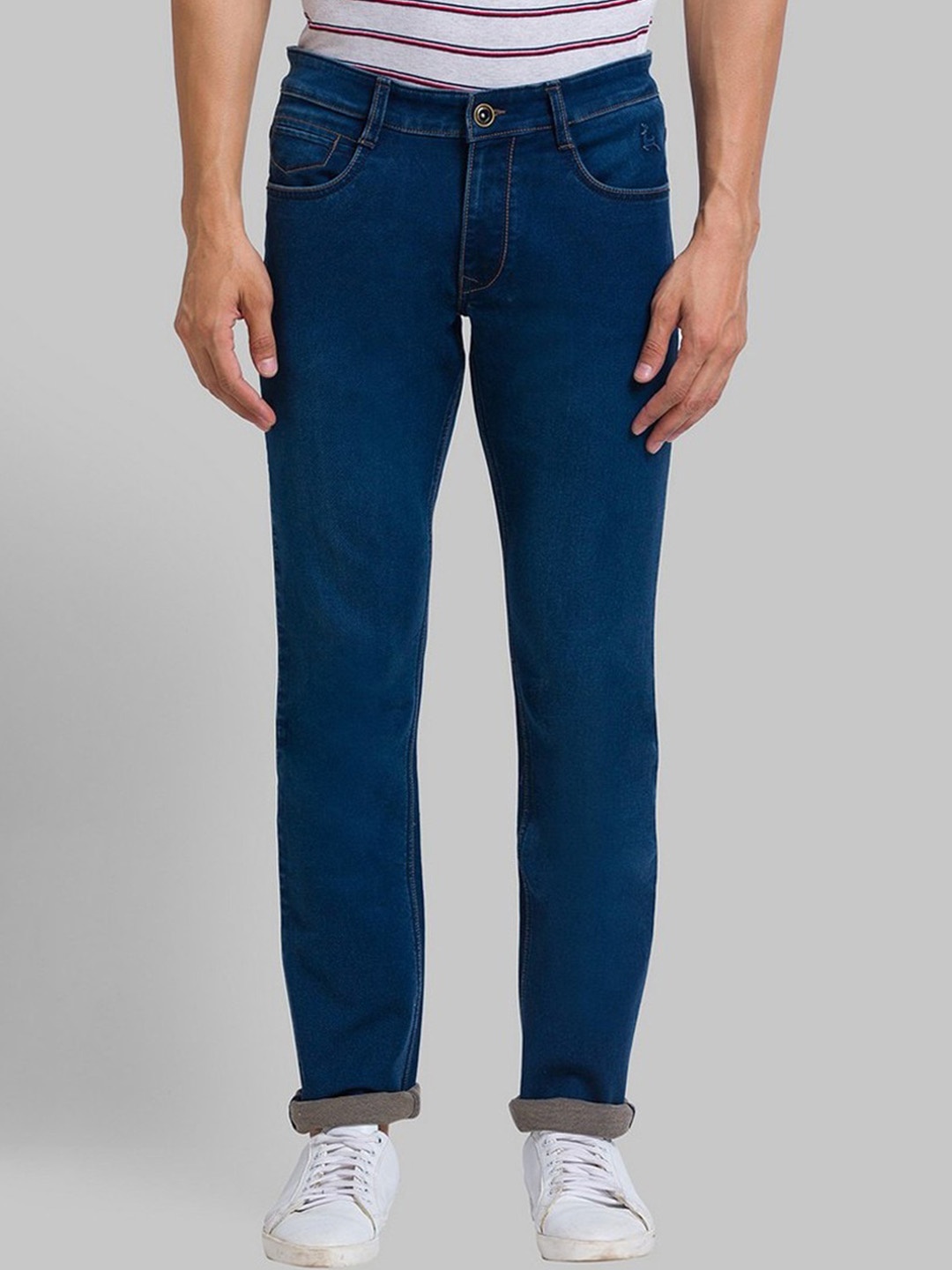

Parx Men Blue Tapered Fit Clean Look Jeans