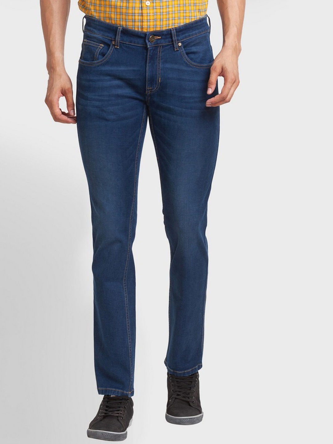 

ColorPlus Men Blue Tapered Fit Light Fade Jeans
