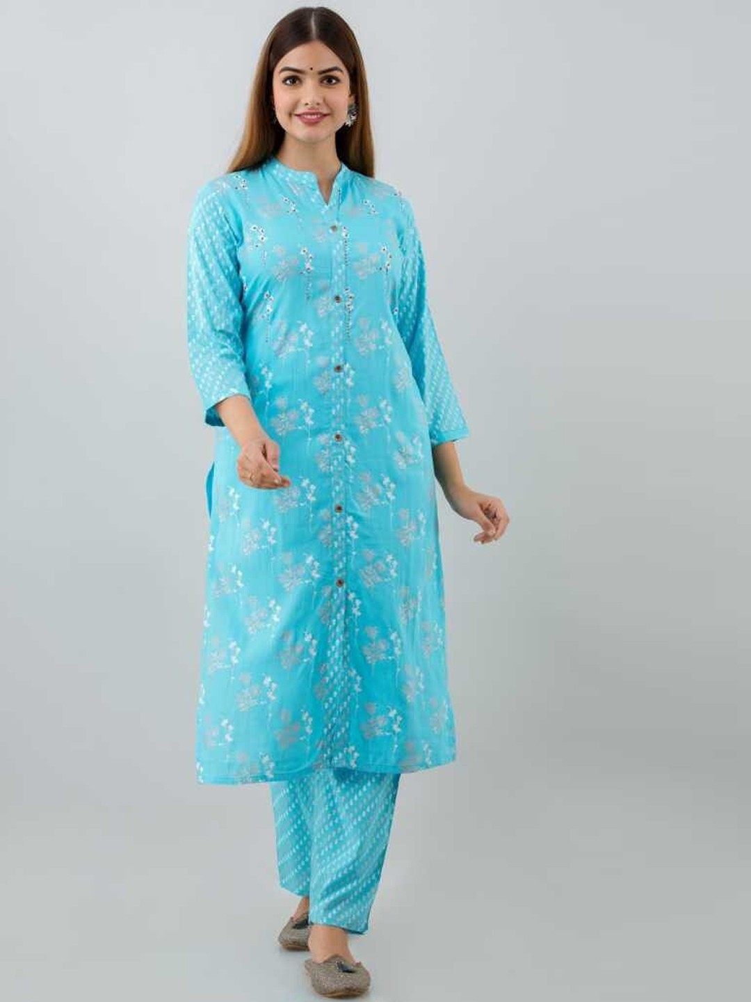 

ROOPWATI FASHION Women Blue Floral Printed Kurta with Palazzos