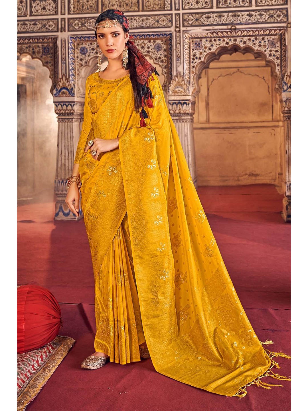 

KARAGIRI Yellow & Gold-Toned Woven Design Zari Saree