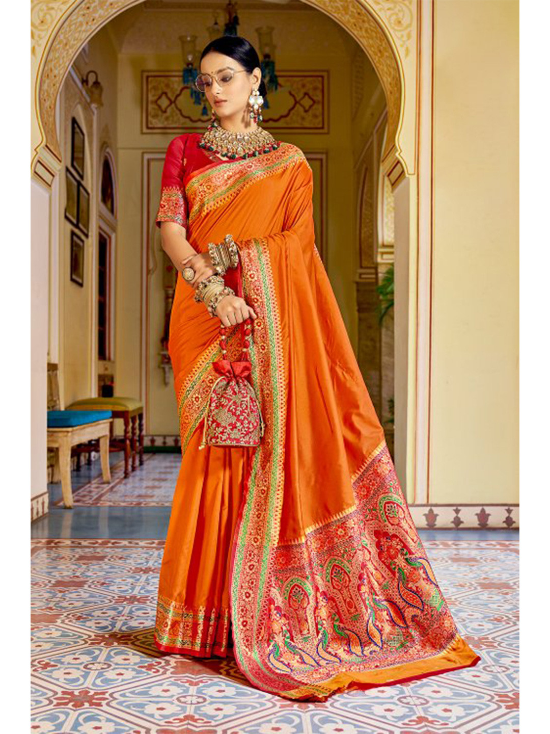 

KARAGIRI Orange & Gold-Toned Solid Zari Saree