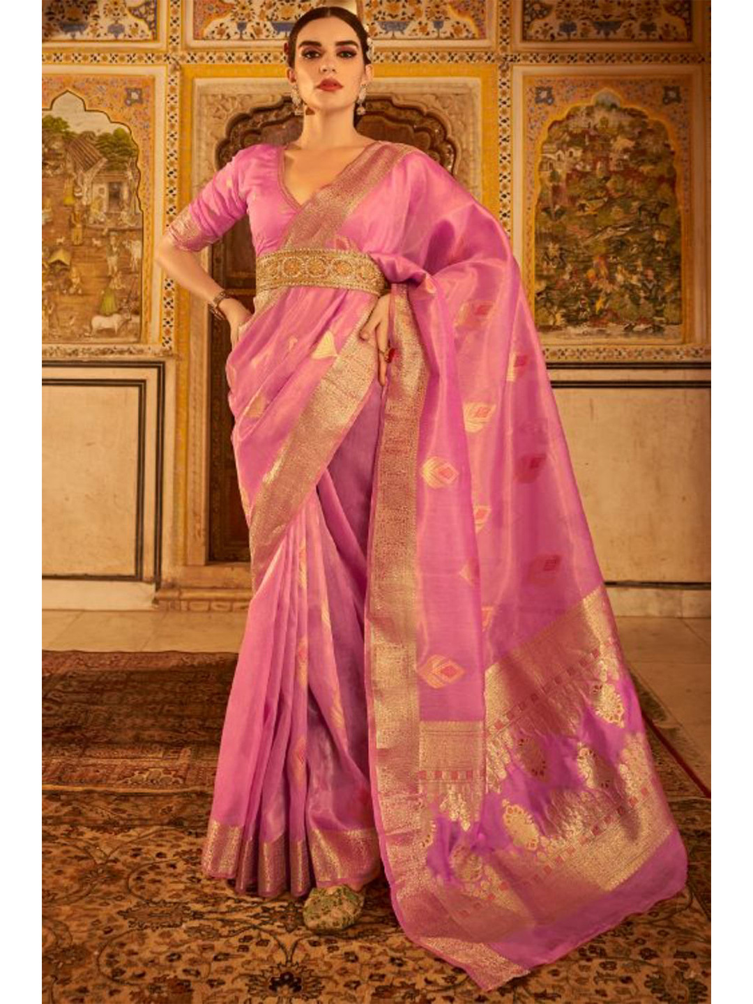 

KARAGIRI Rose & Gold-Toned Woven Design Zari Saree