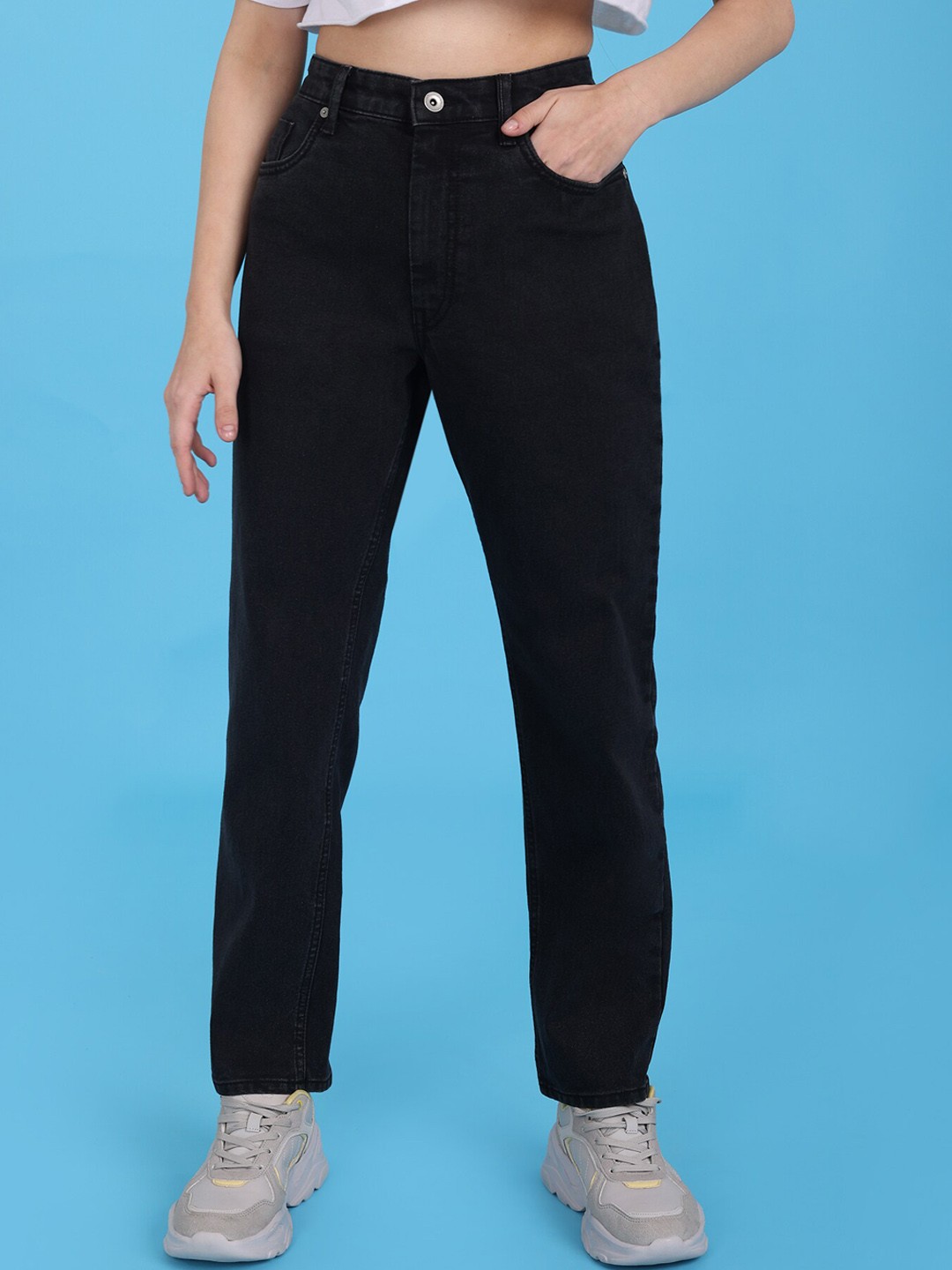 

Flying Machine Women Black Straight Fit Stretchable Jeans