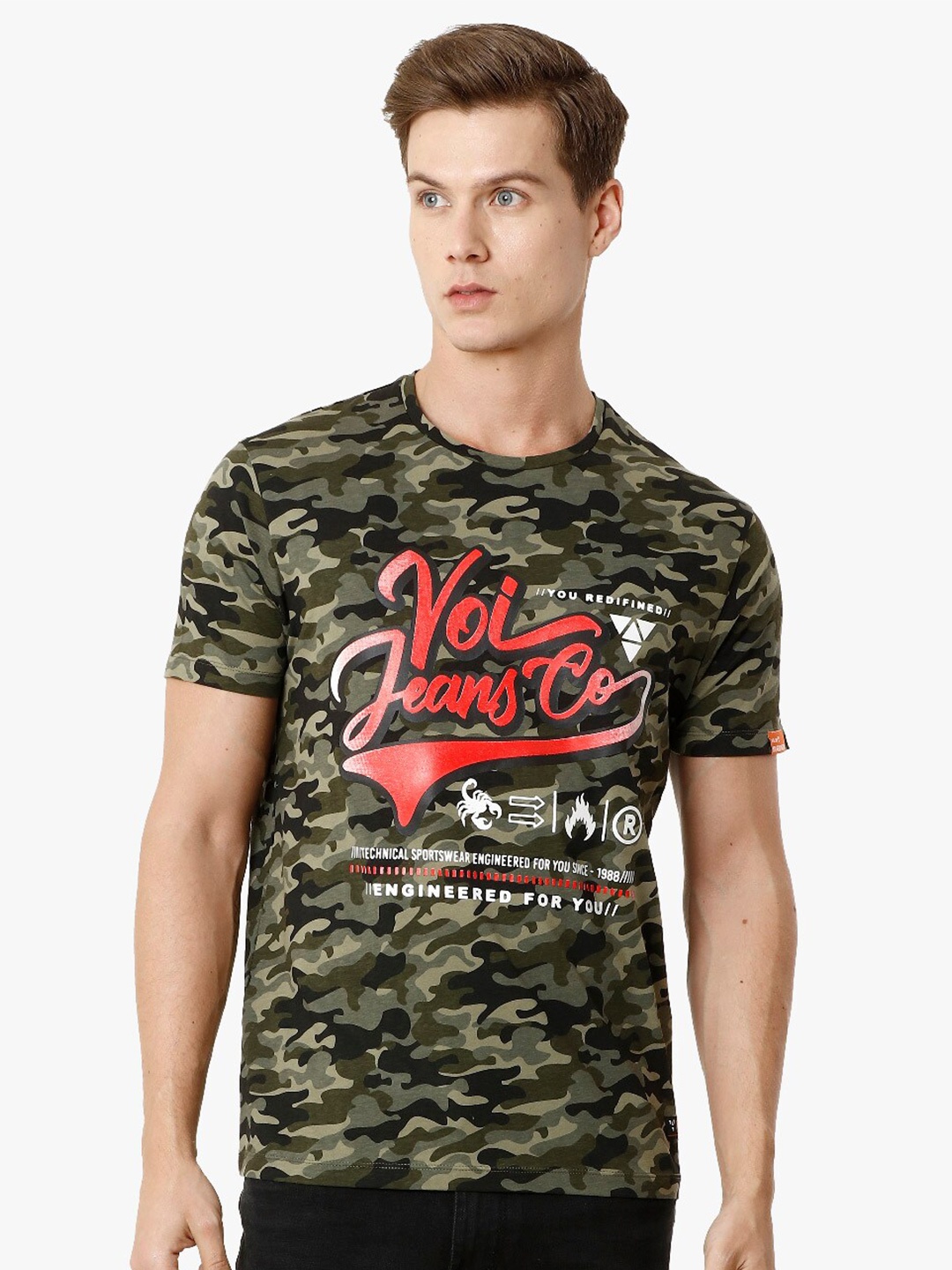 

Voi Jeans Men Green Camouflage Printed T-shirt