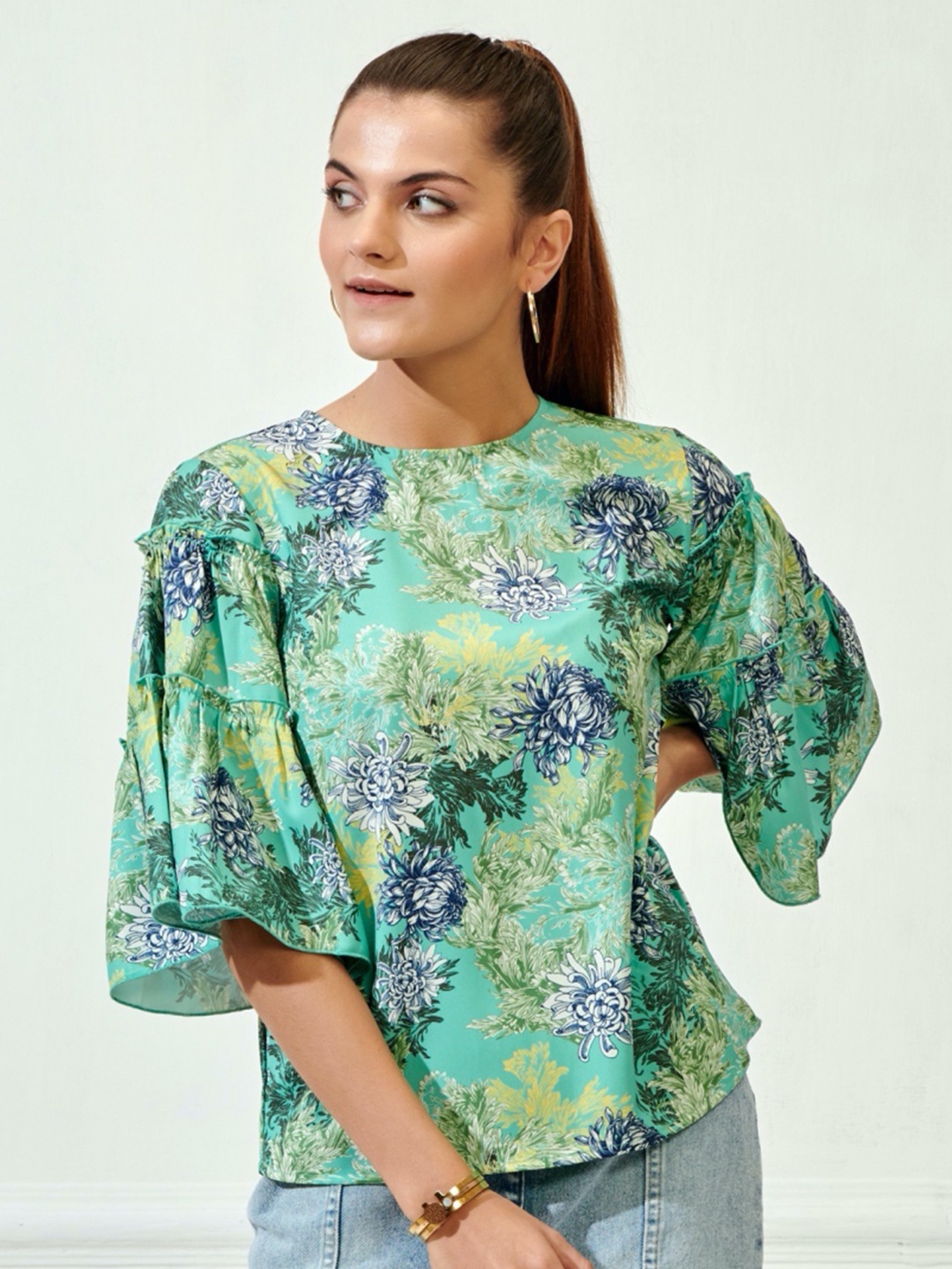 

Style Island Women Green & Blue Floral Print Top