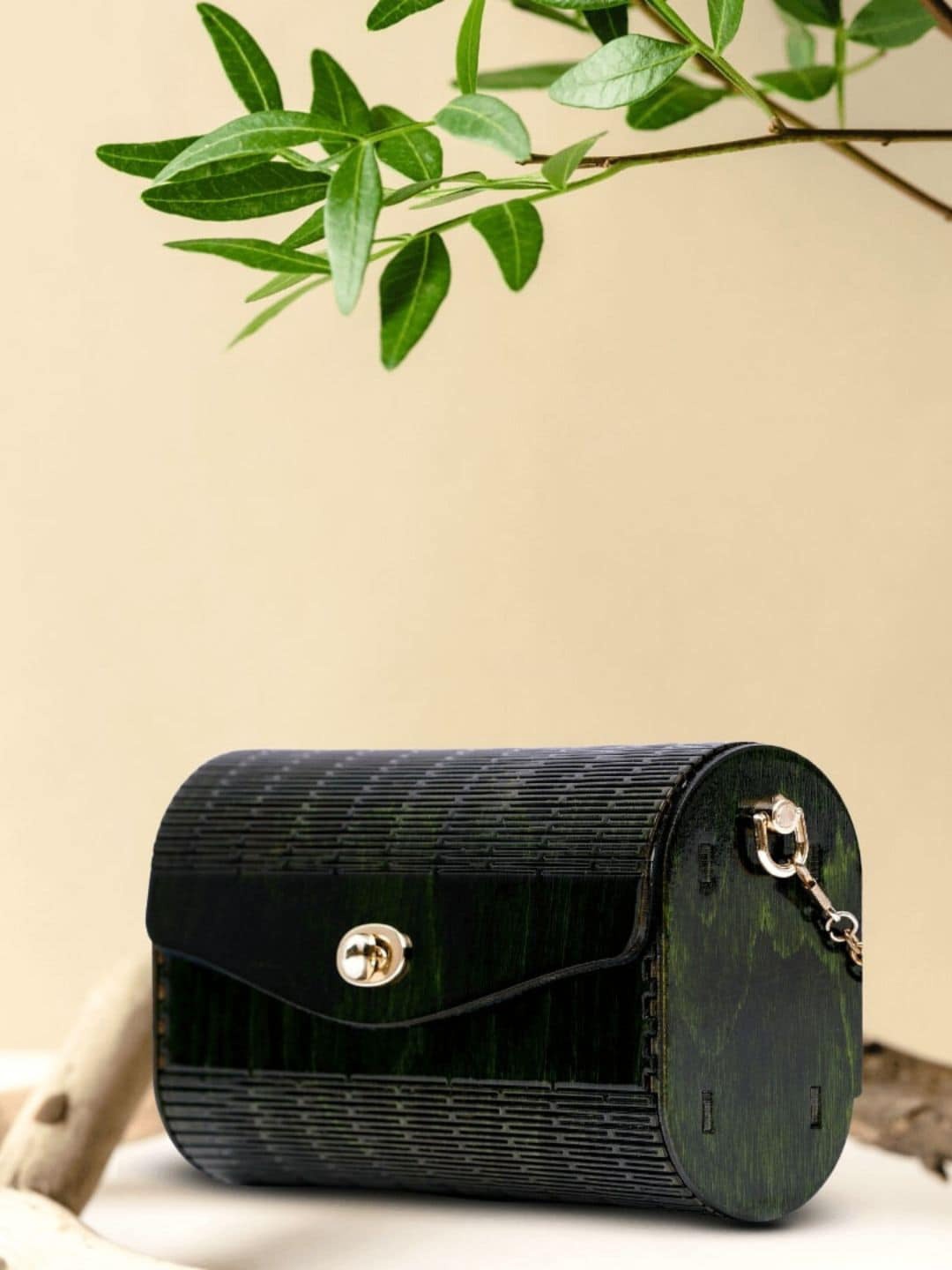 

scherico Women Green Textured Structured Wooden Sling Bag