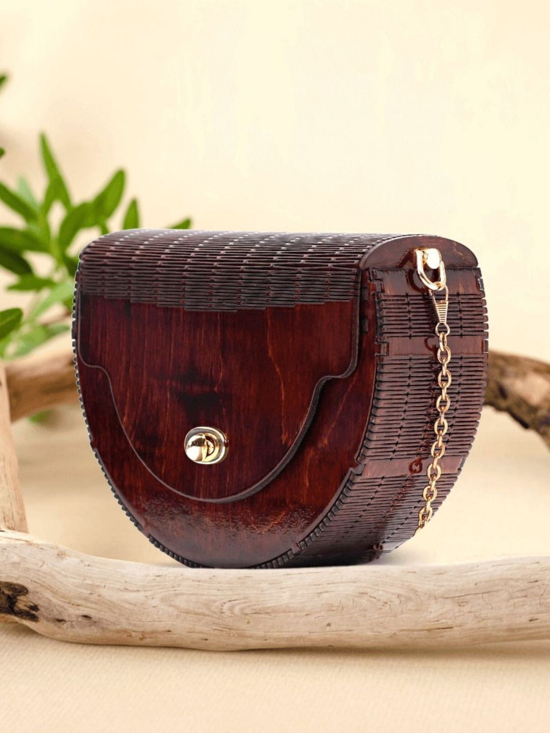 

scherico Women Brown luxury wooden Structured Handheld Bag