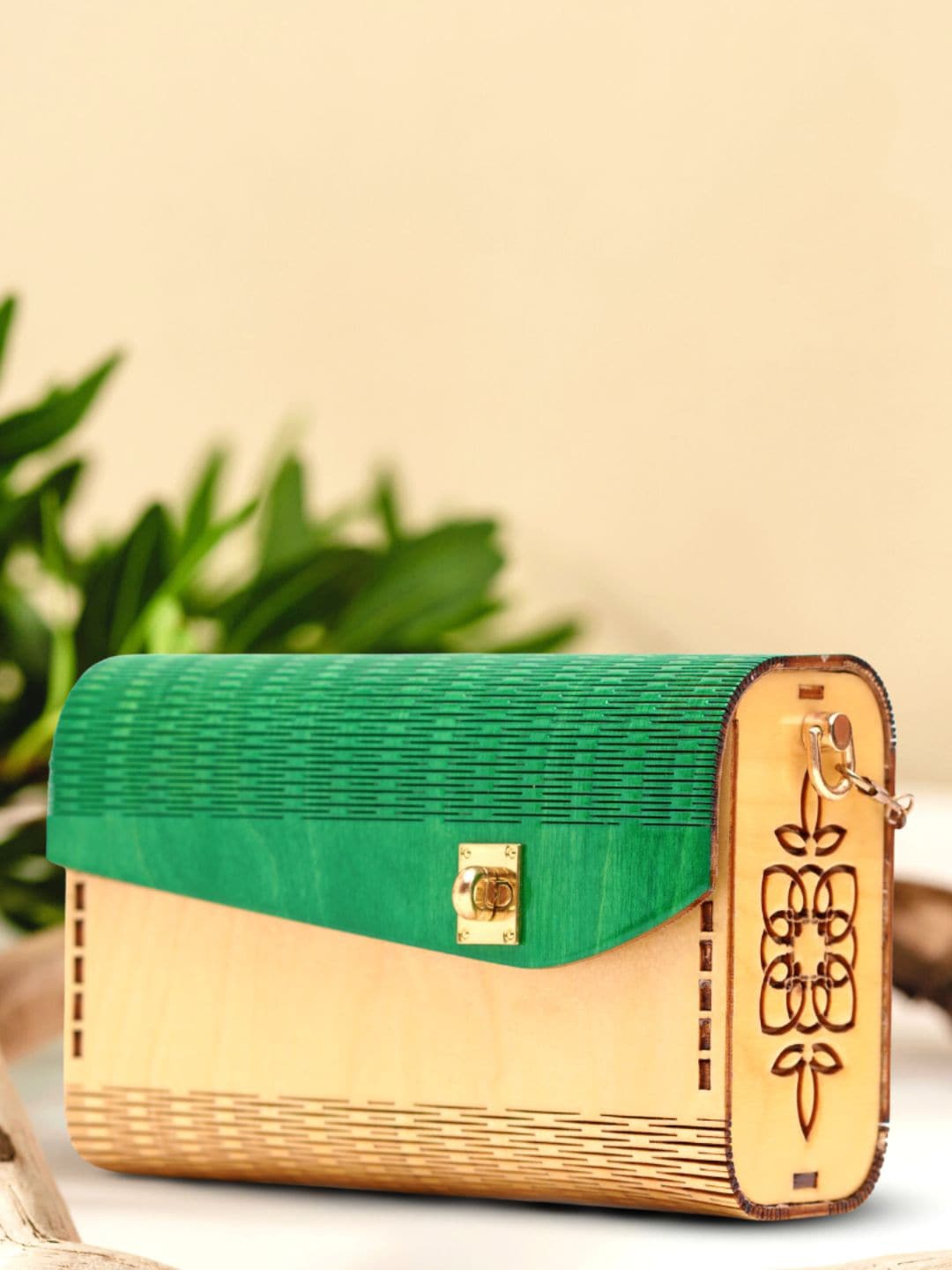

scherico Beige & Green Casket Premium Wooden Handbag