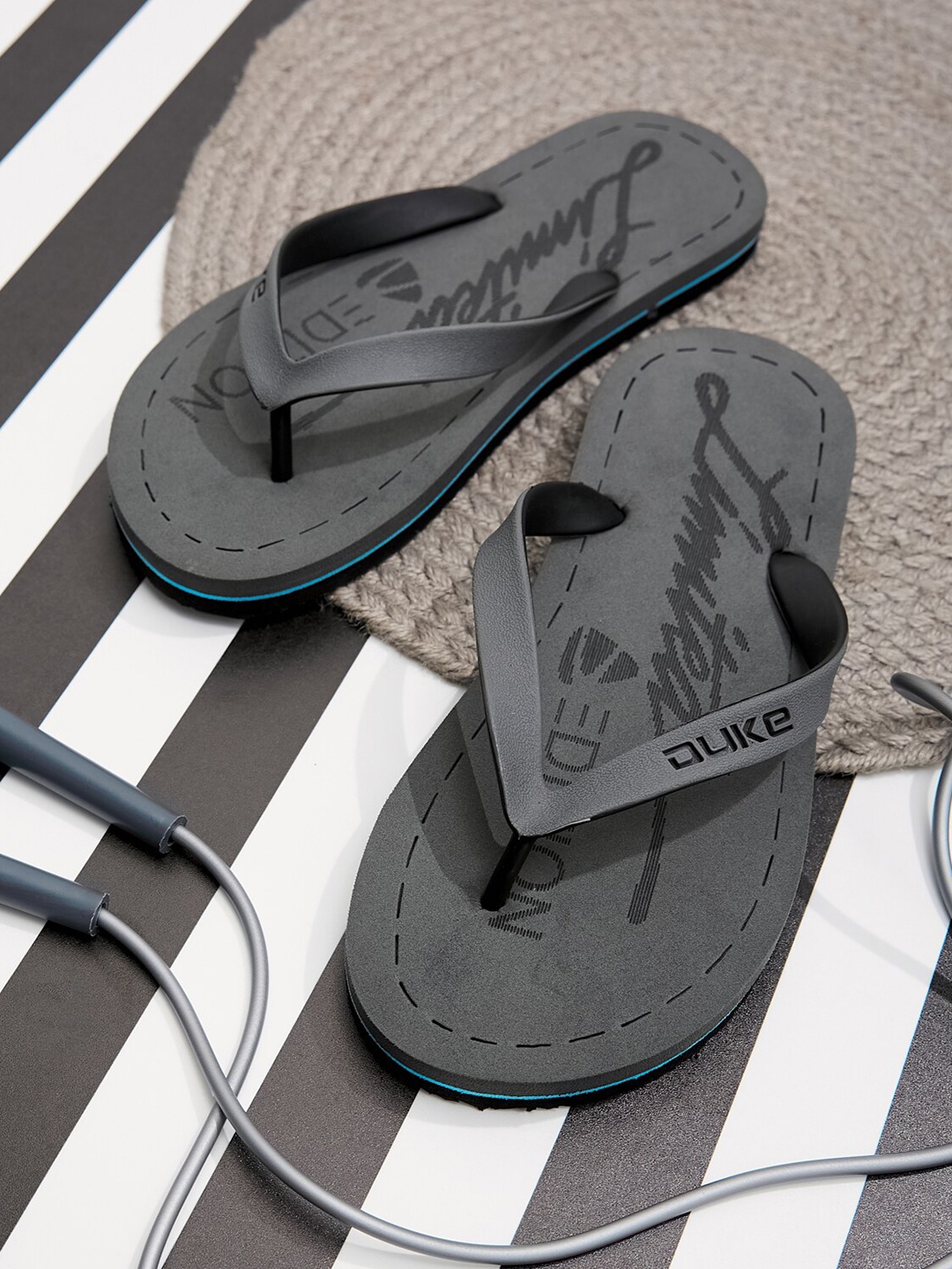 

Duke Men Thong Flip-Flops, Grey