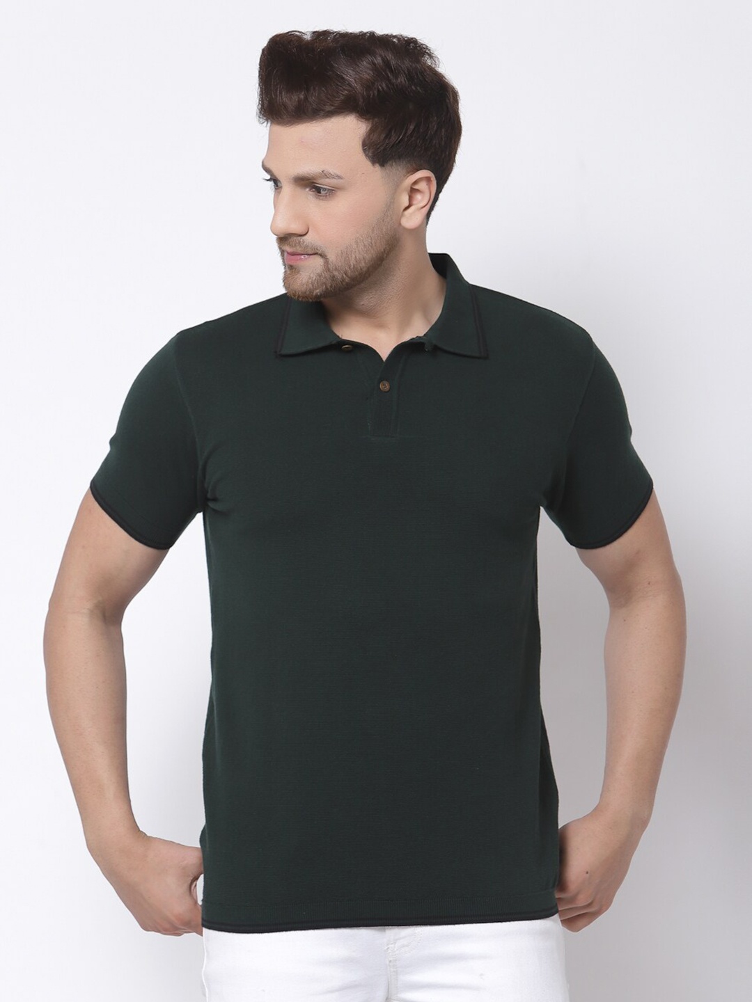 

Kalt Men Green Polo Collar T-shirt