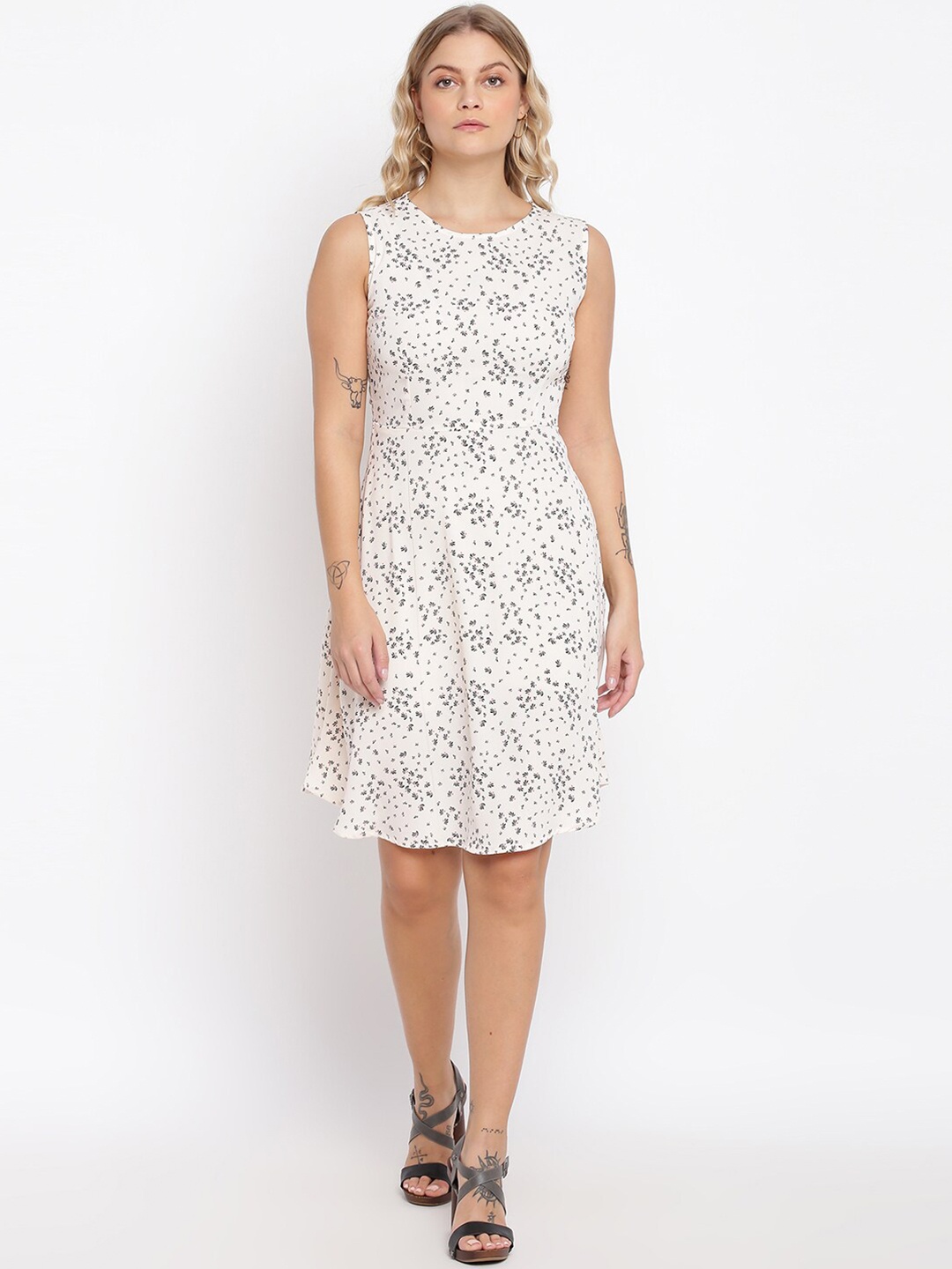 

abof Women White & Black Floral Printed A-Line Dress