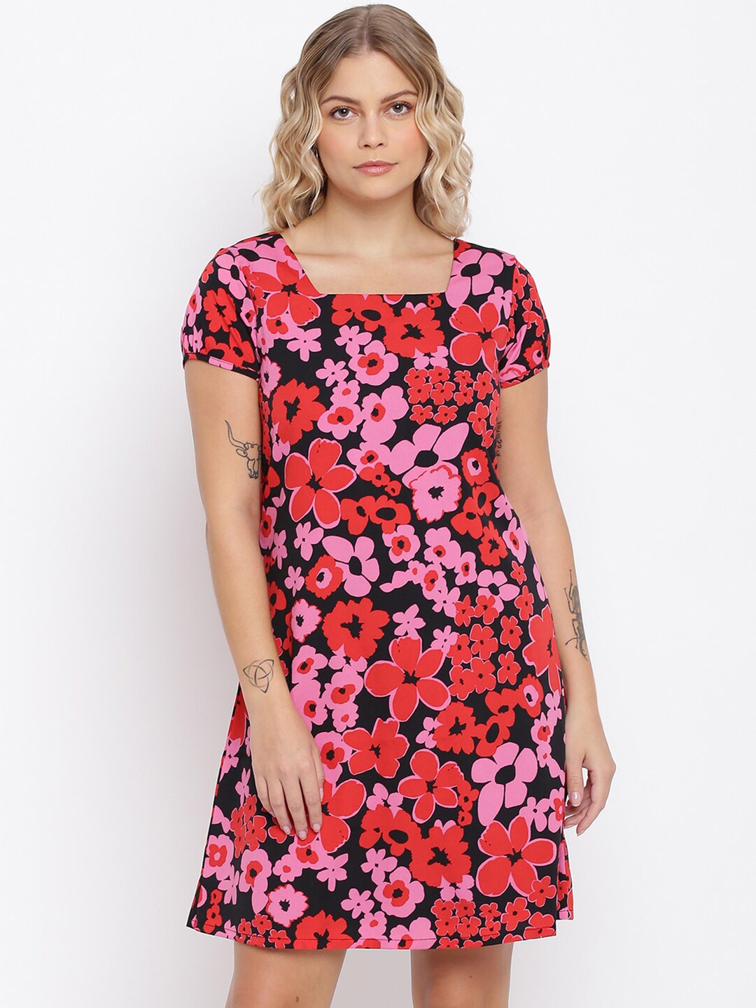 

abof Women Black & Red Floral Printed Square Neck A-Line Dress