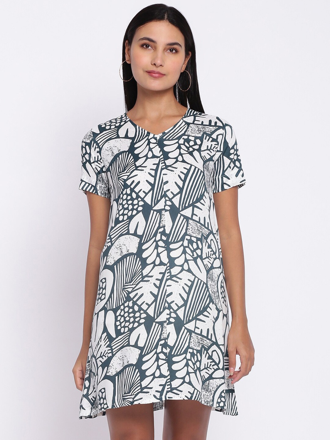 

abof Women White & Green Printed V-Neck A-Line Dress