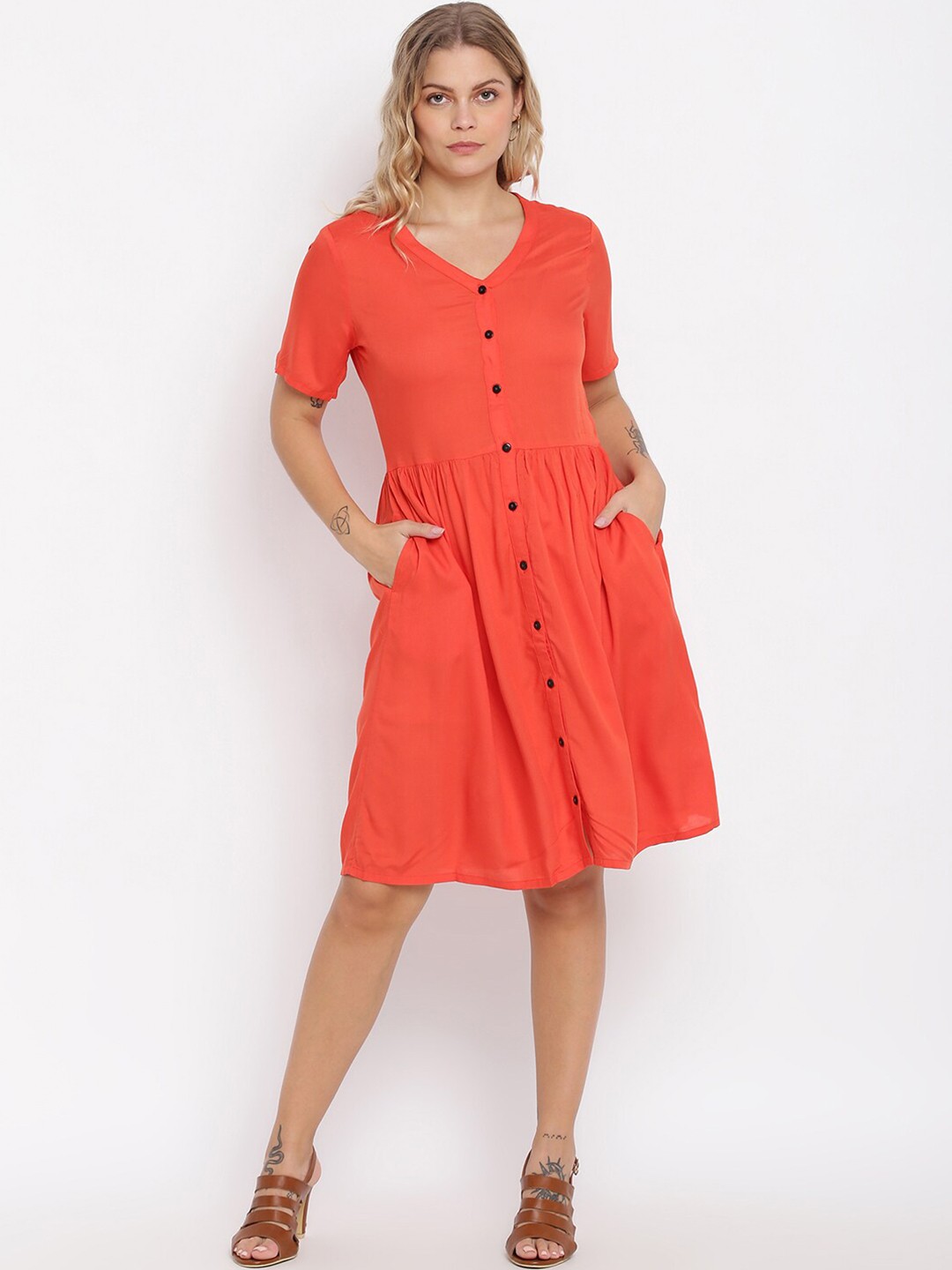 

abof Women Orange Solid Cotton V-Neck A-Line Dress